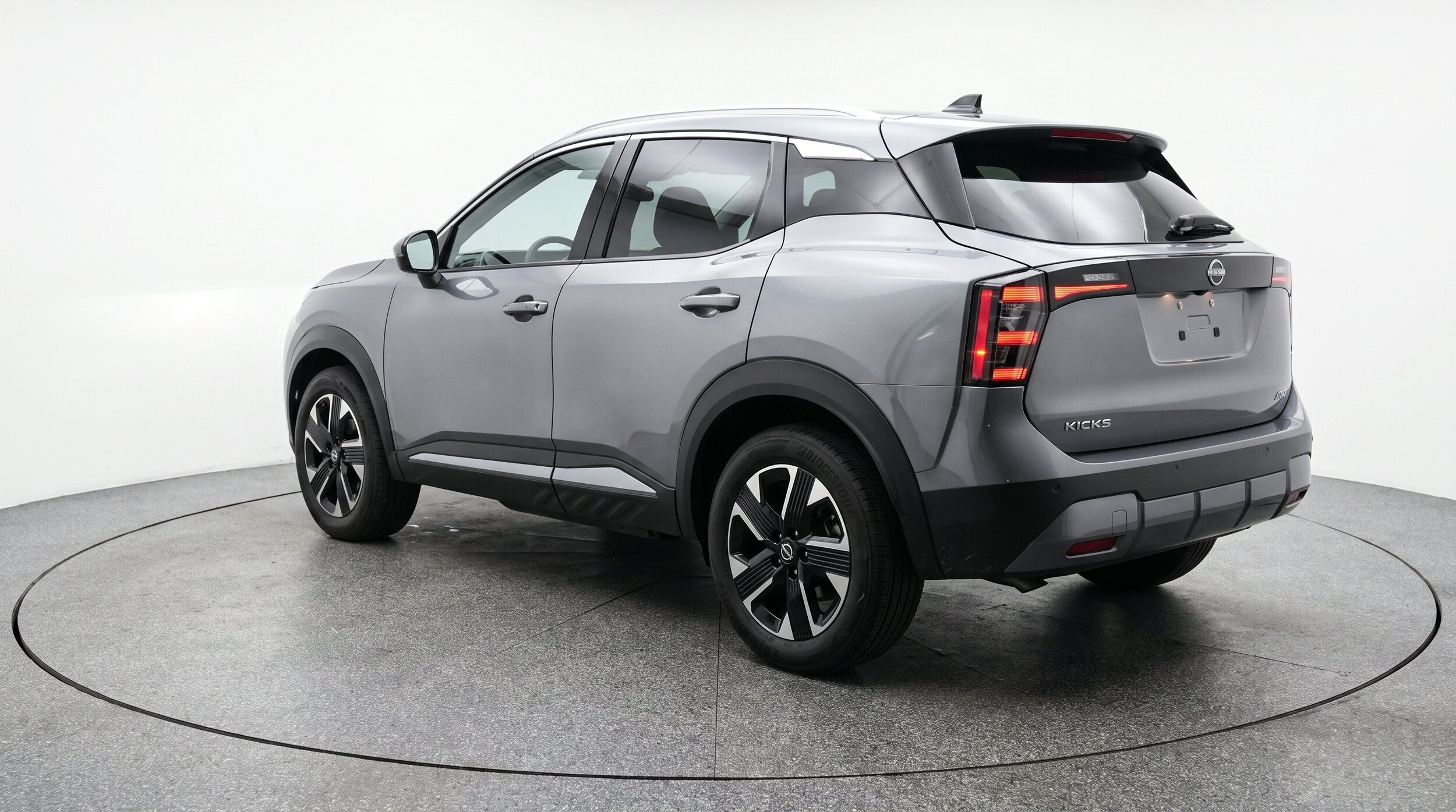 Thumbnail: 2026 Nissan Kicks - 6