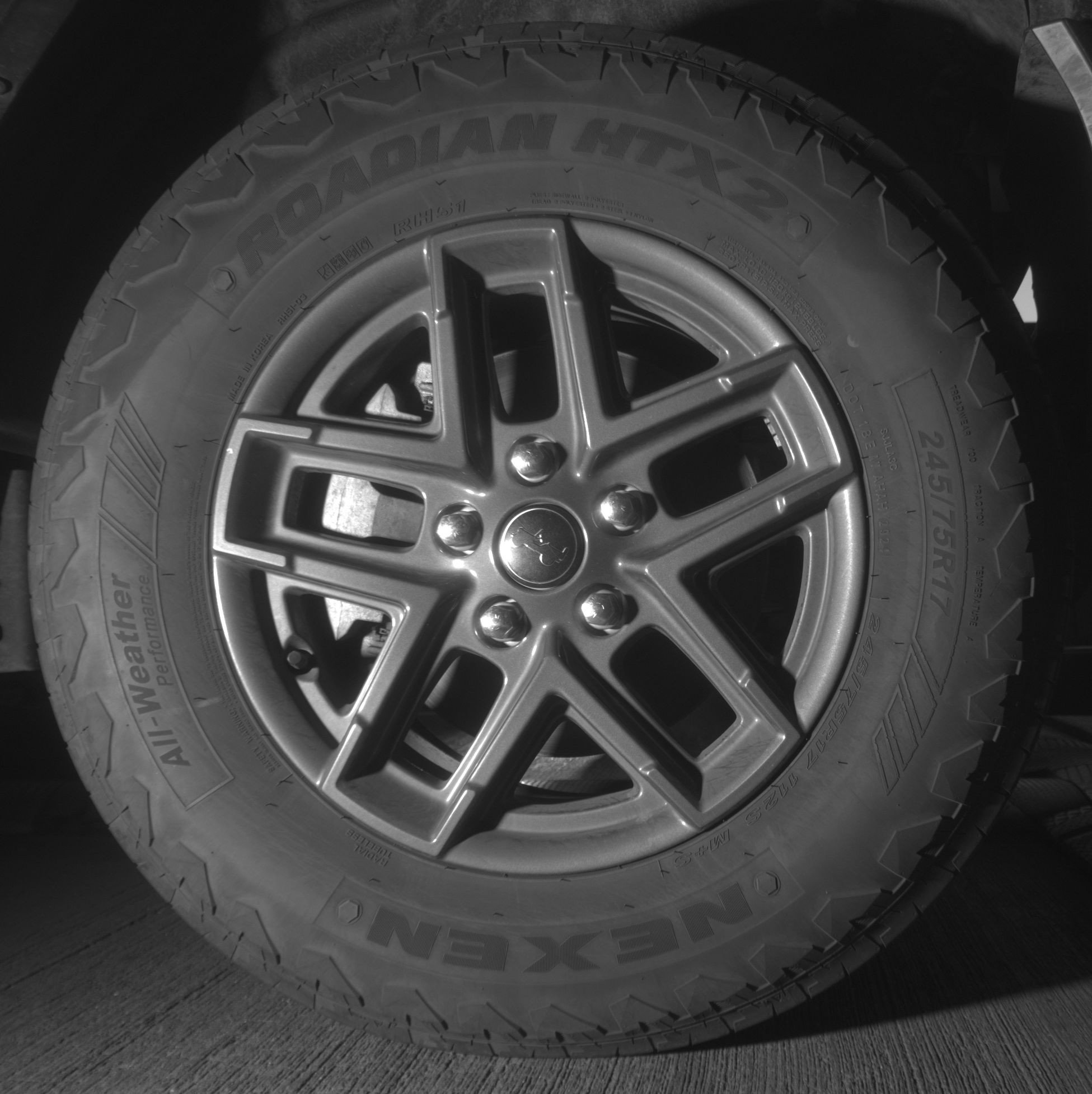Thumbnail: 2025 Jeep Wrangler - 13