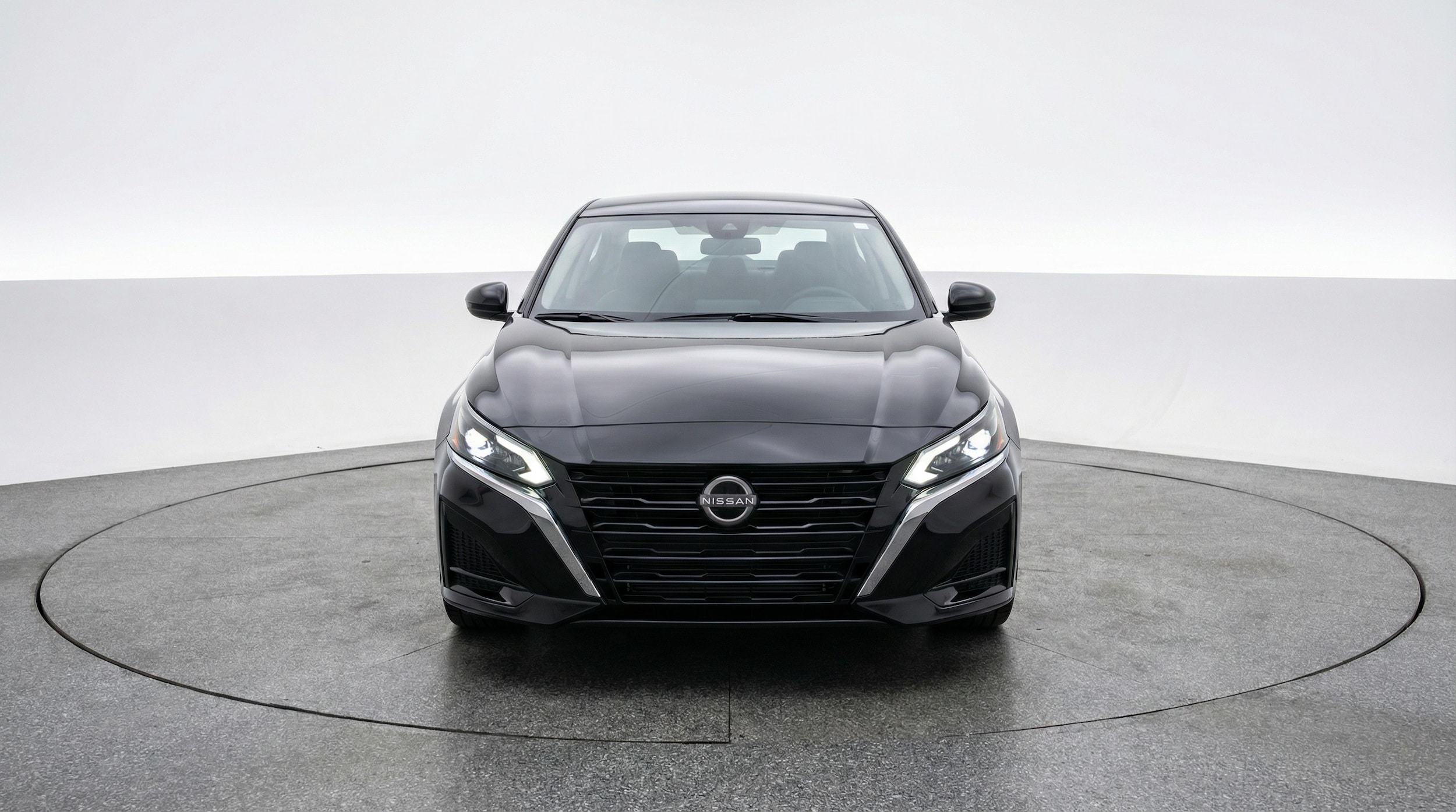 Thumbnail: 2025 Nissan Altima - 2