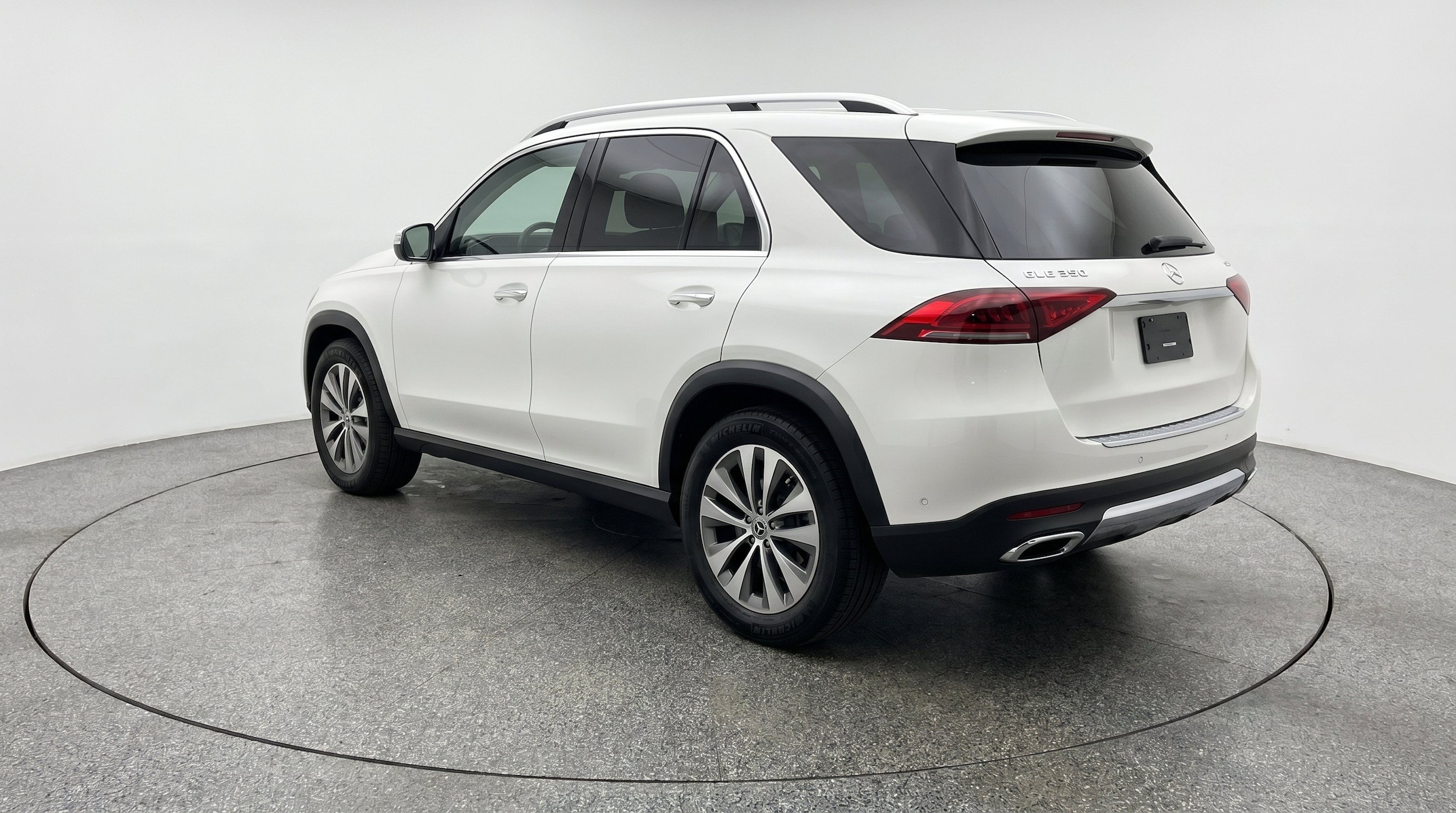 Thumbnail: 2026 Mercedes-Benz GLE - 6