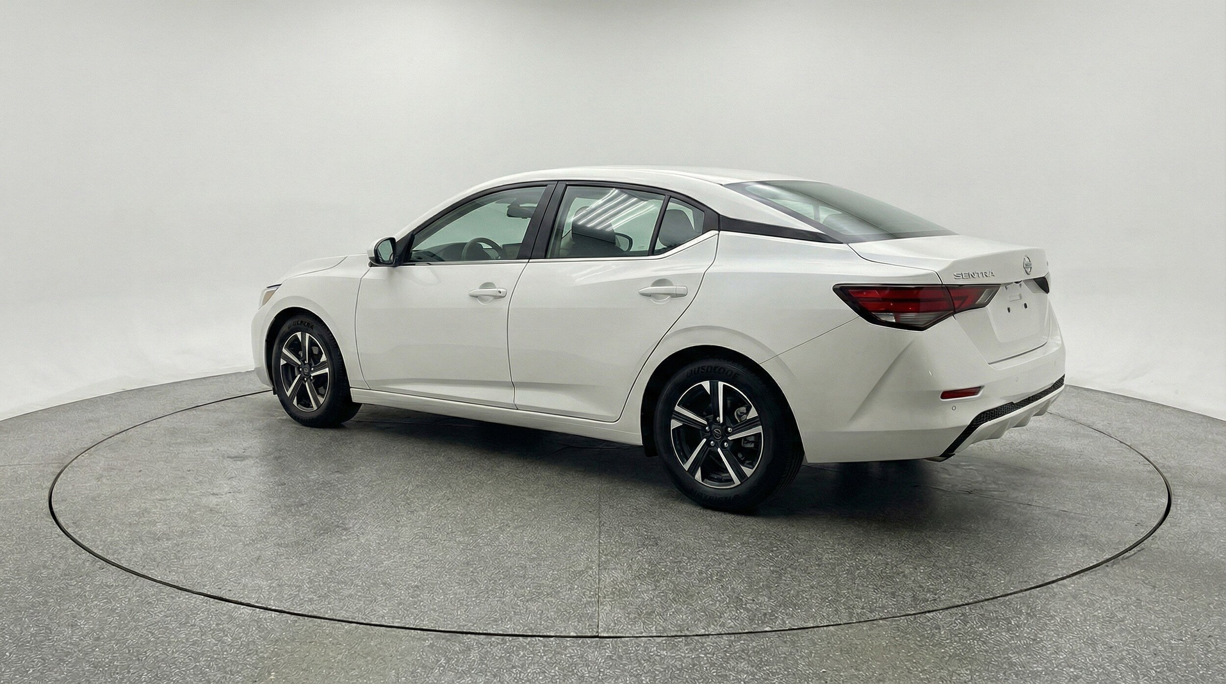 Thumbnail: 2025 Nissan Sentra - 6