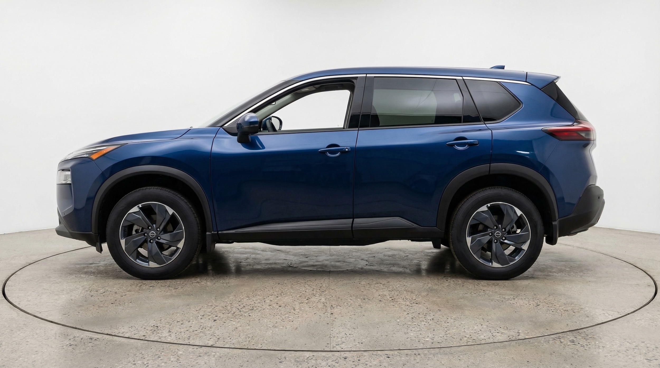 Thumbnail: 2025 Nissan Rogue - 4