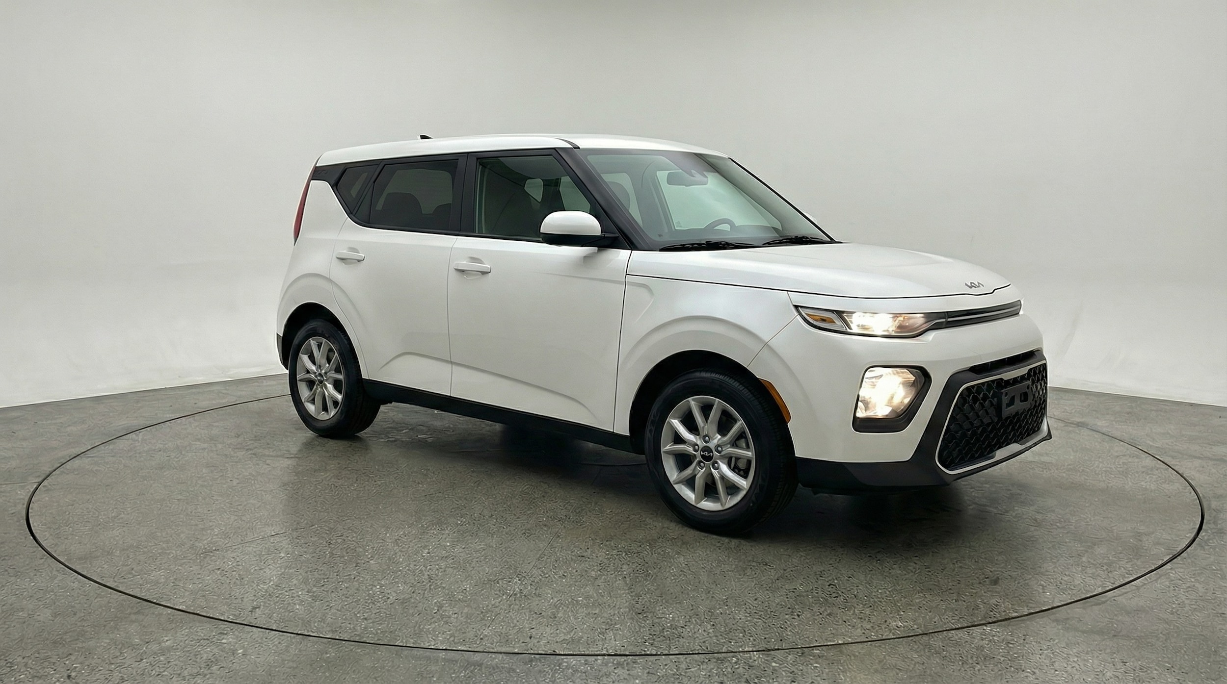 Thumbnail: 2025 Kia Soul - 1