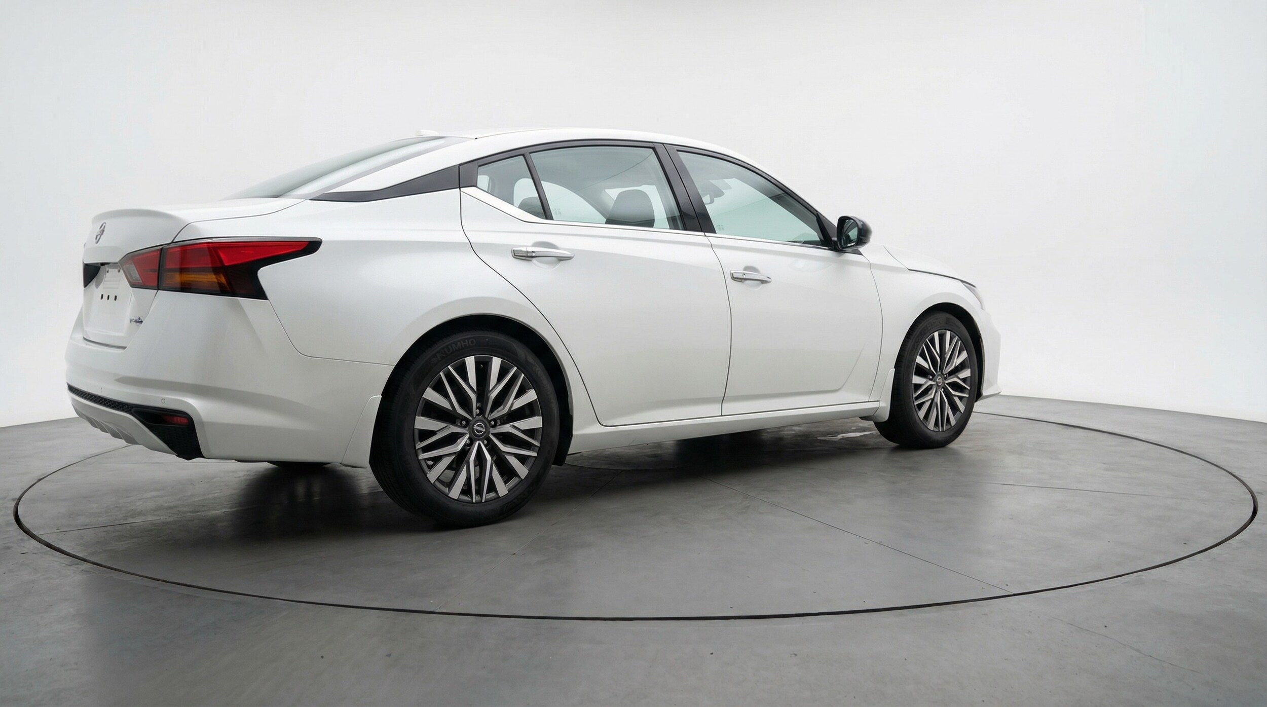 Thumbnail: 2025 Nissan Altima - 7