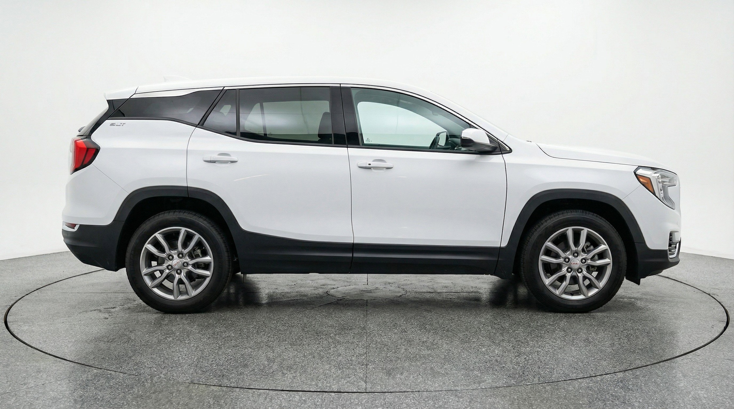 Thumbnail: 2024 GMC Terrain - 11