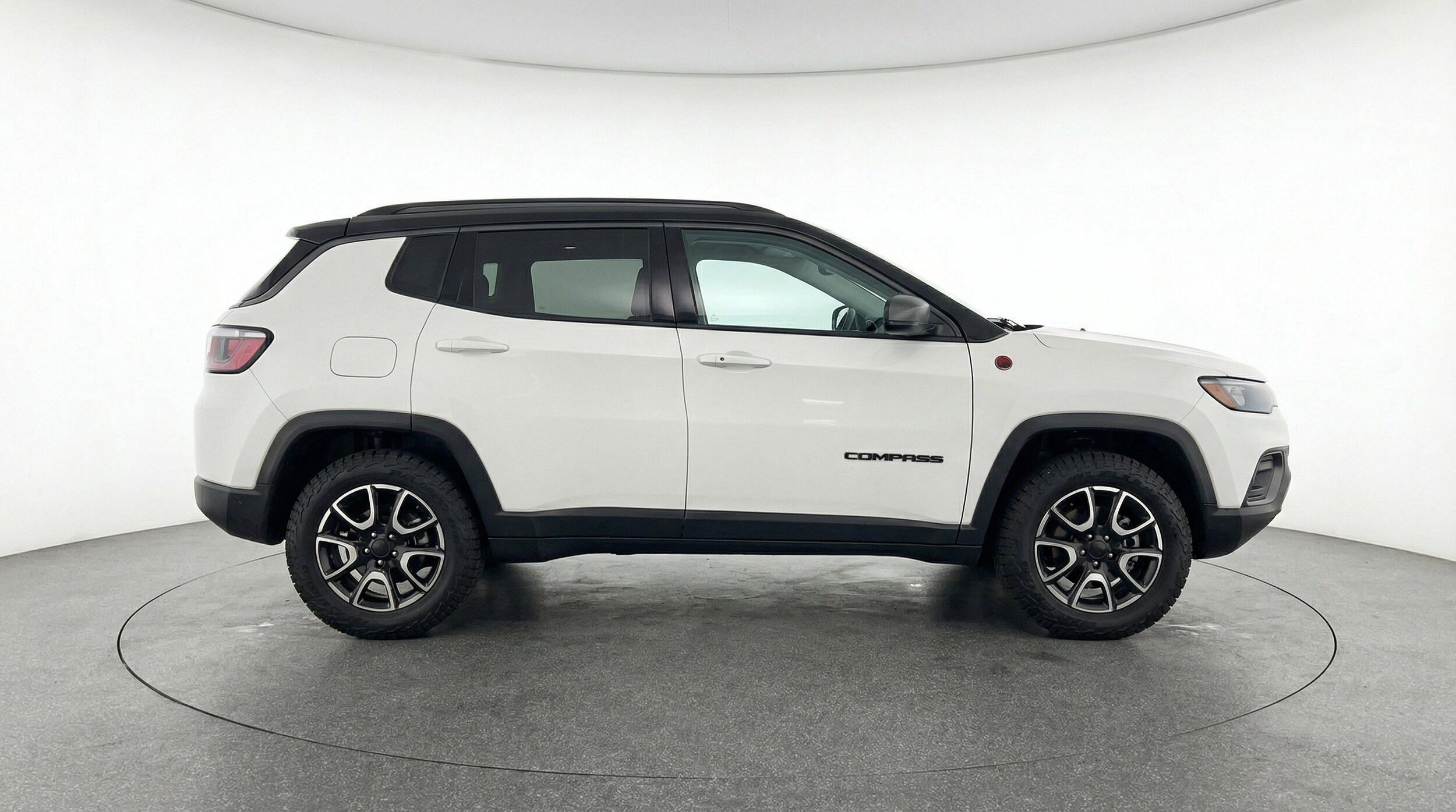 Thumbnail: 2025 Jeep Compass - 11