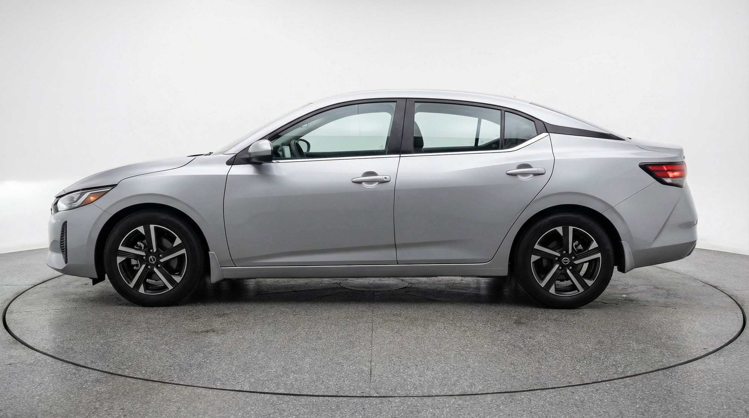 Thumbnail: 2025 Nissan Sentra - 5