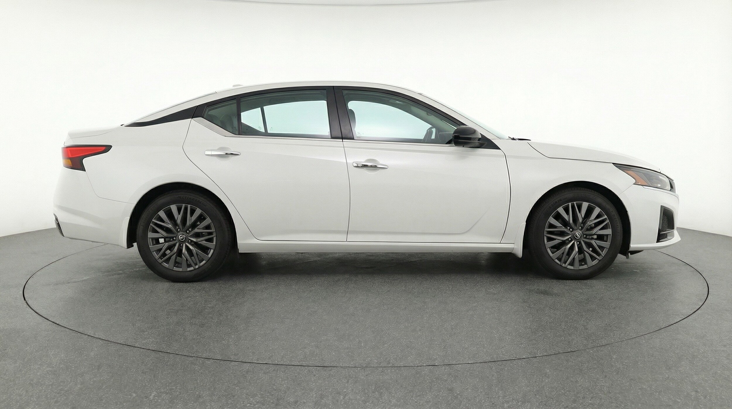 Thumbnail: 2025 Nissan Altima - 11