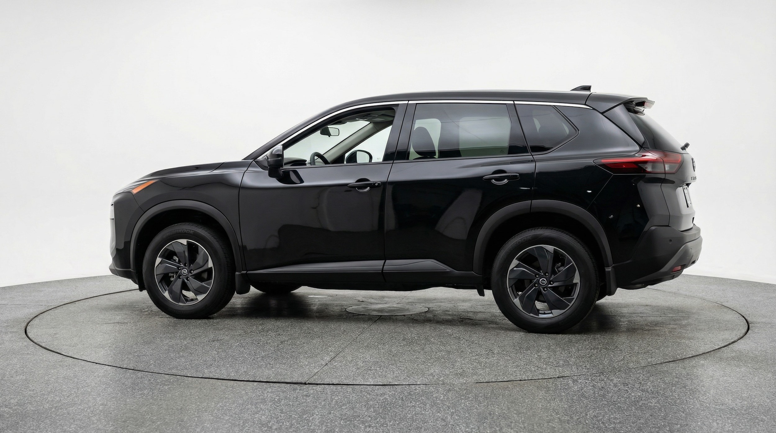 Thumbnail: 2025 Nissan Rogue - 4