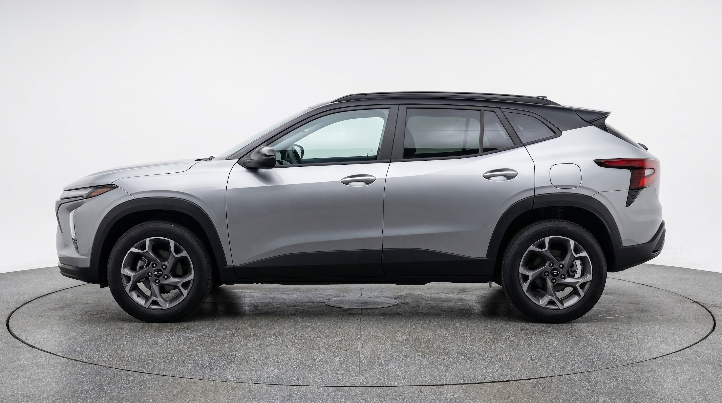 Thumbnail: 2025 Chevrolet Trax - 5