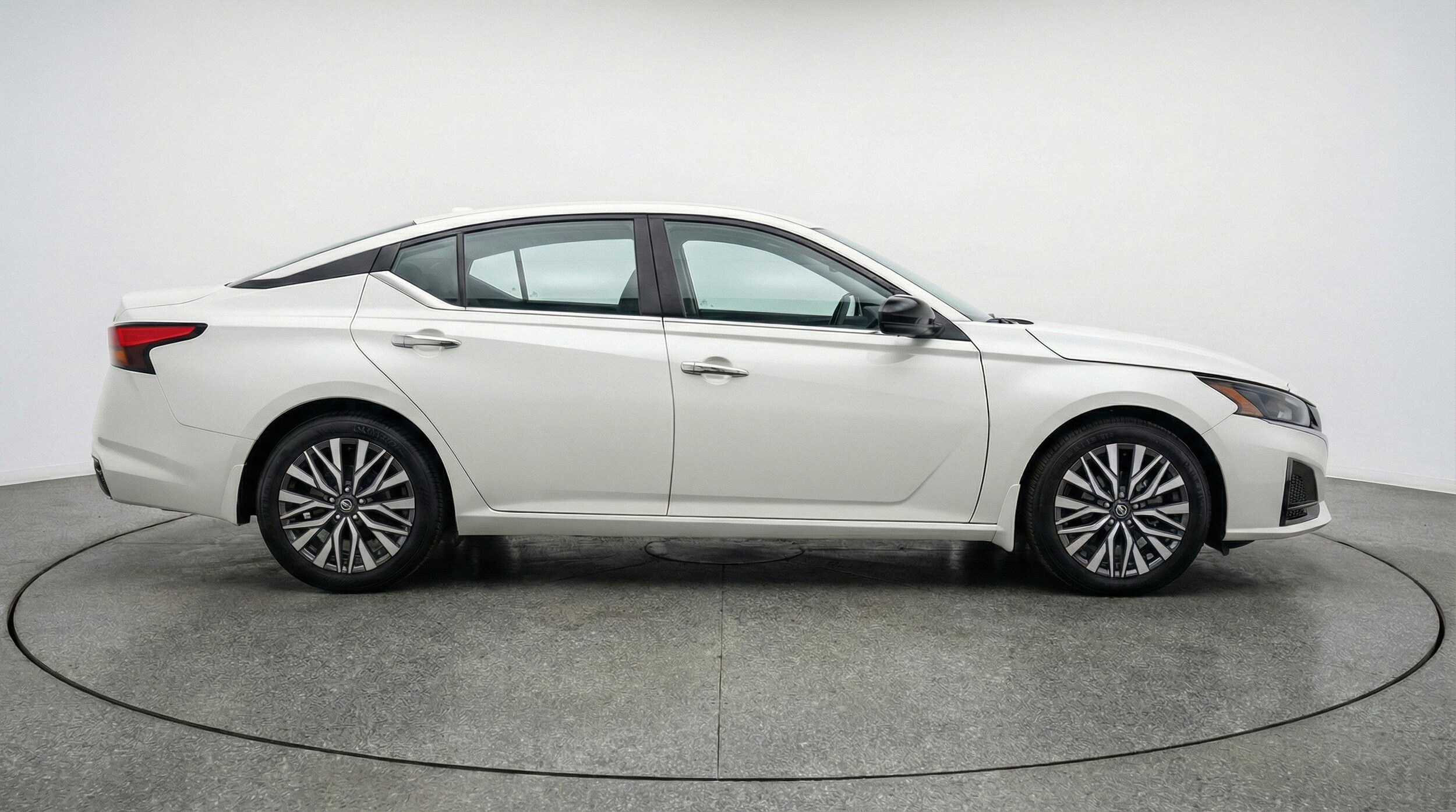 Thumbnail: 2025 Nissan Altima - 11