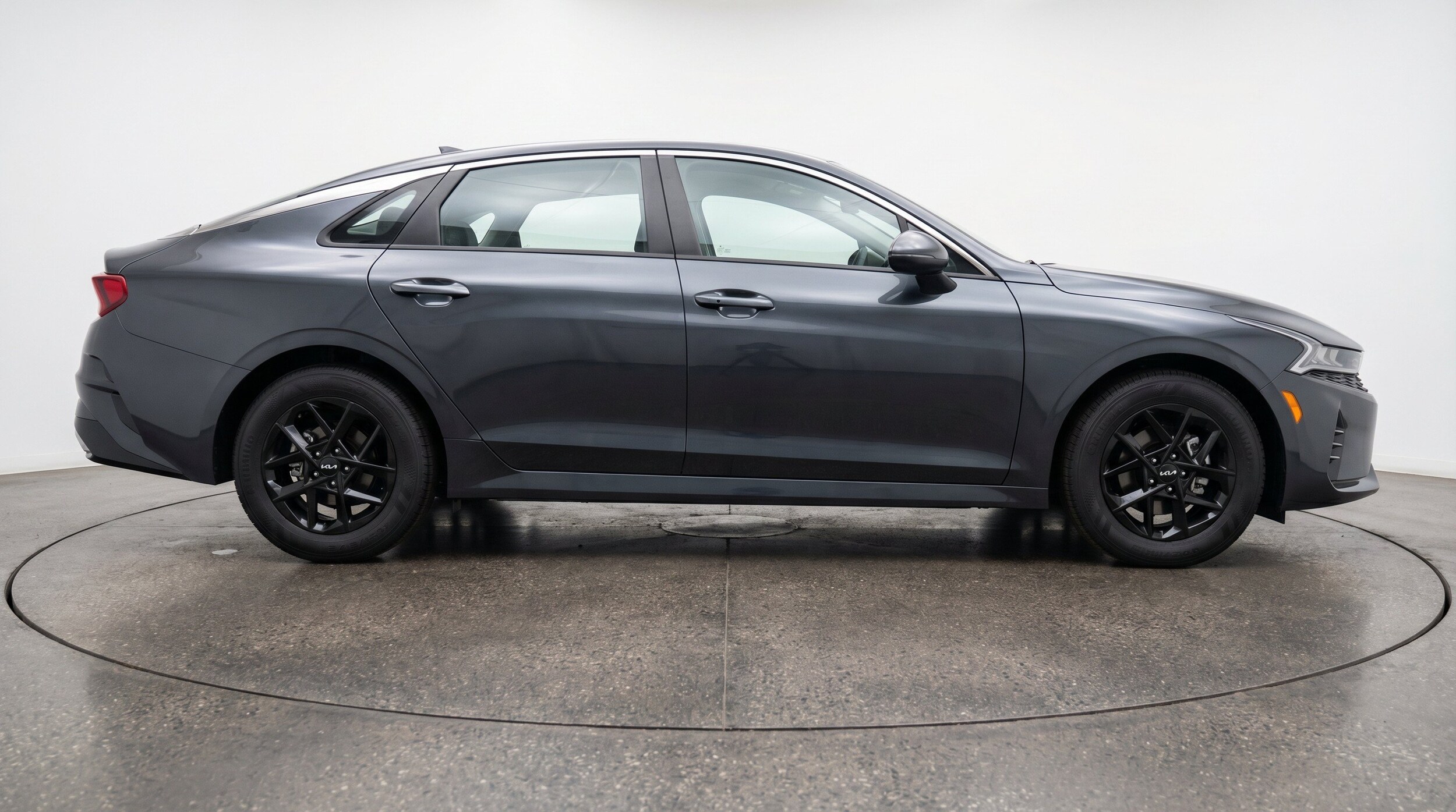 Thumbnail: 2025 Kia K5 - 11