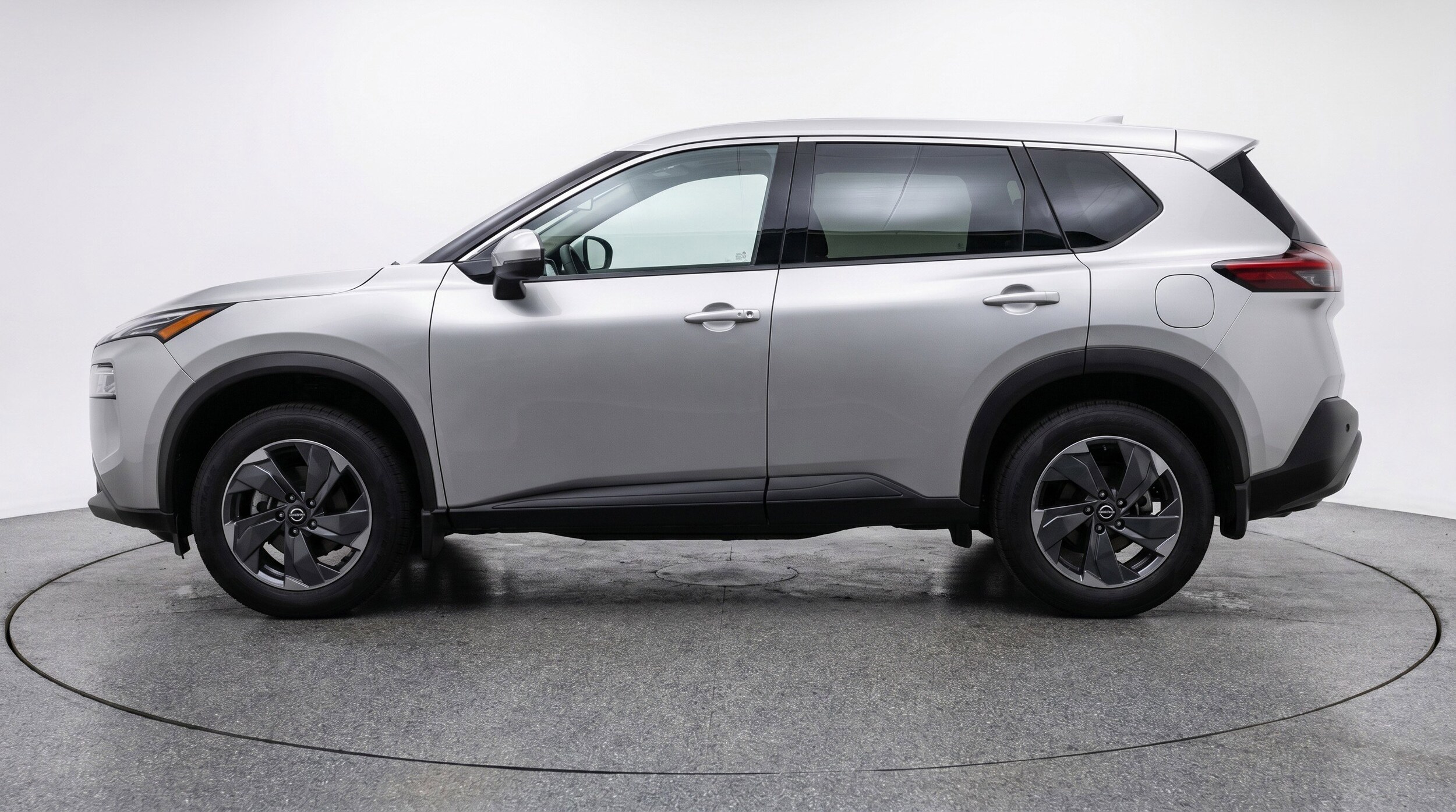Thumbnail: 2025 Nissan Rogue - 5