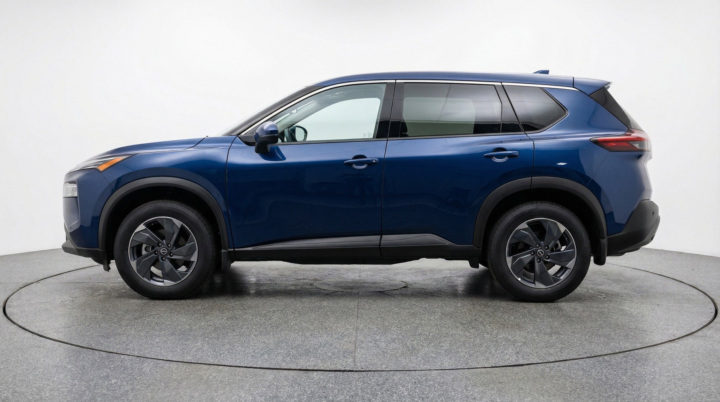 Thumbnail: 2025 Nissan Rogue - 5