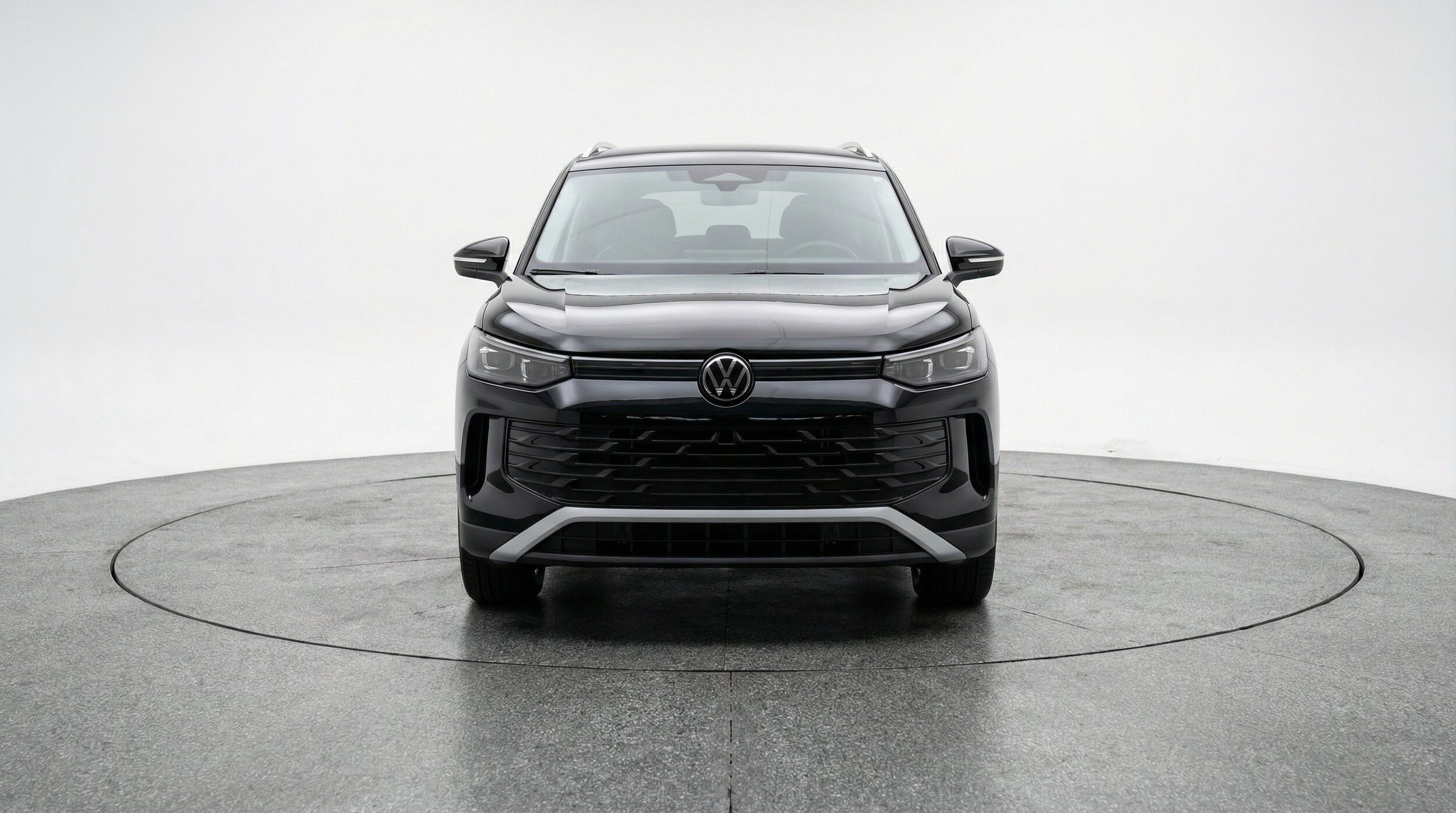Thumbnail: 2026 Volkswagen Tiguan - 2