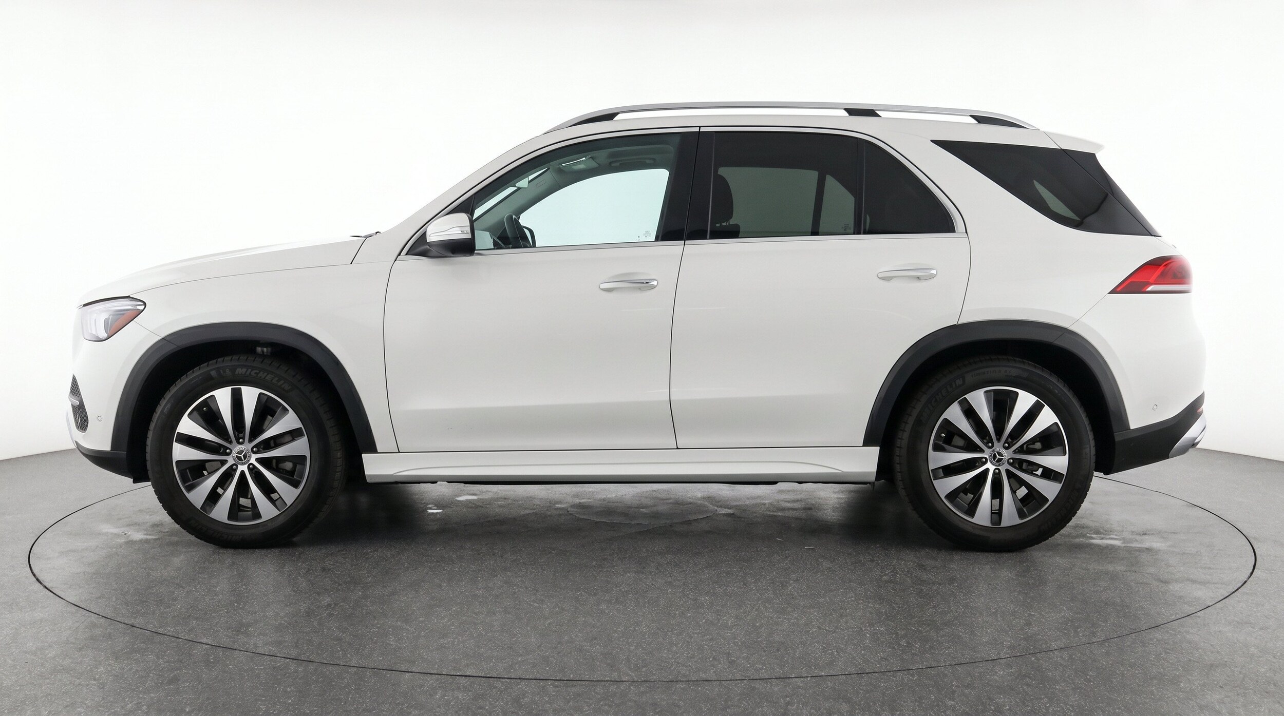 Thumbnail: 2026 Mercedes-Benz GLE - 5