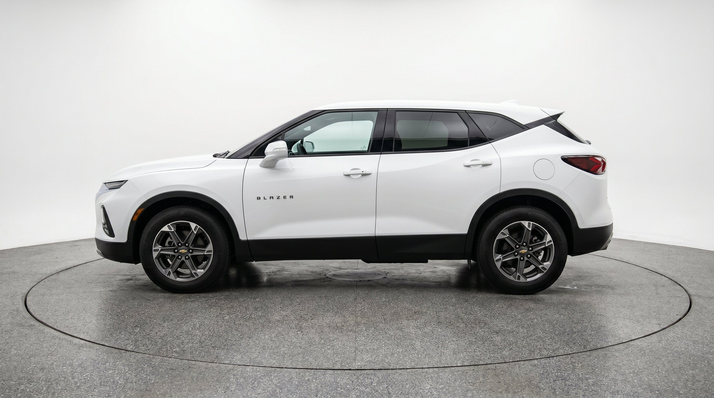 Thumbnail: 2025 Chevrolet Blazer - 5