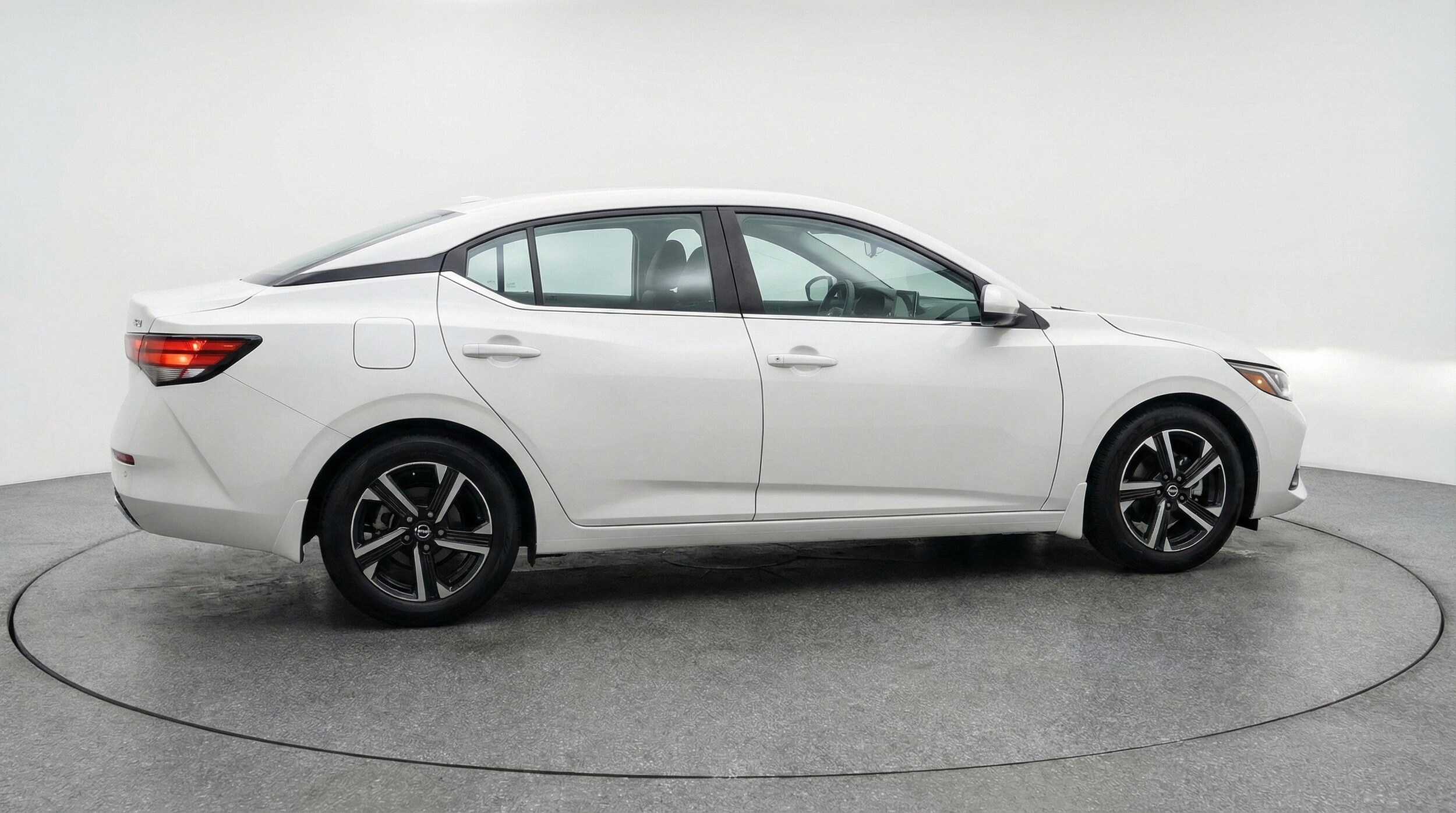Thumbnail: 2025 Nissan Sentra - 9