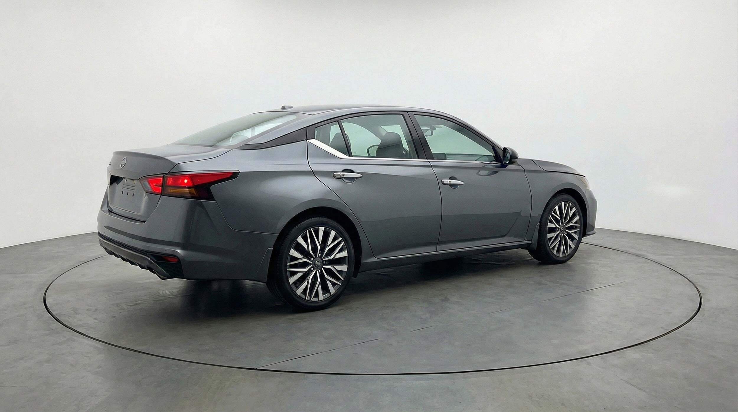 Thumbnail: 2025 Nissan Altima - 9