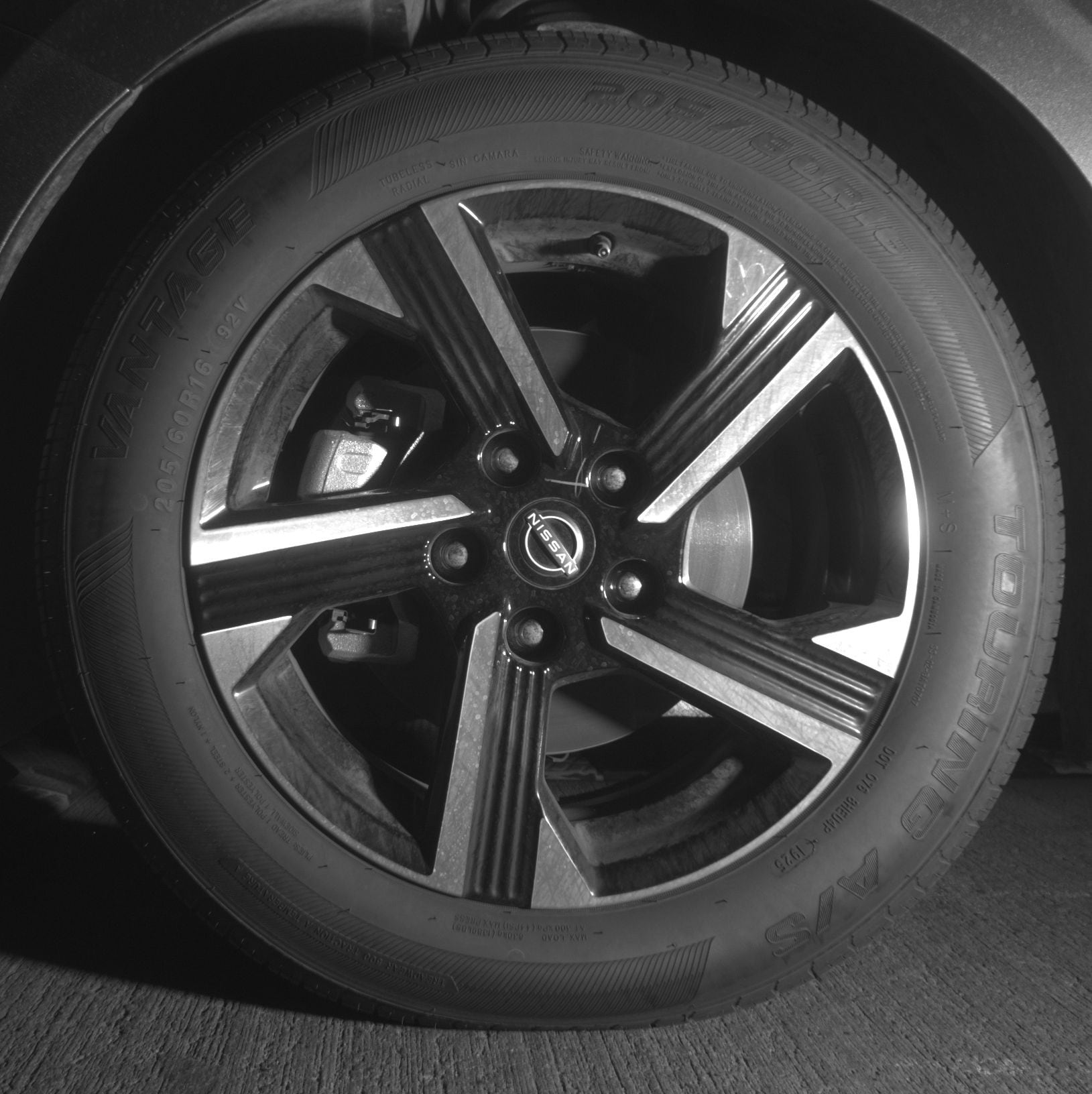 Thumbnail: 2025 Nissan Sentra - 9