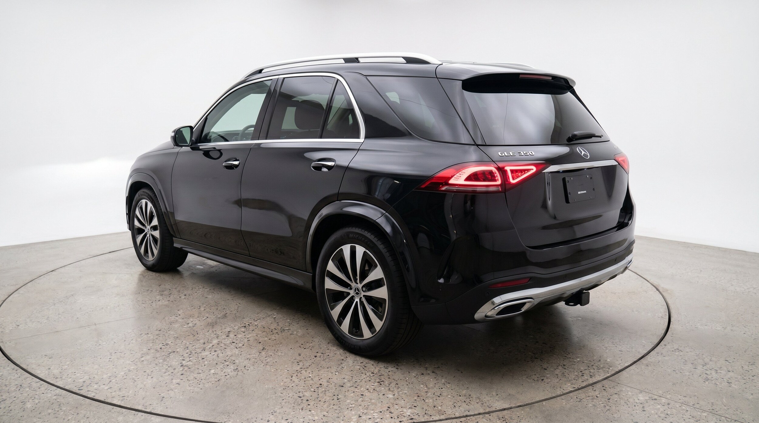 Thumbnail: 2026 Mercedes-Benz GLE - 6