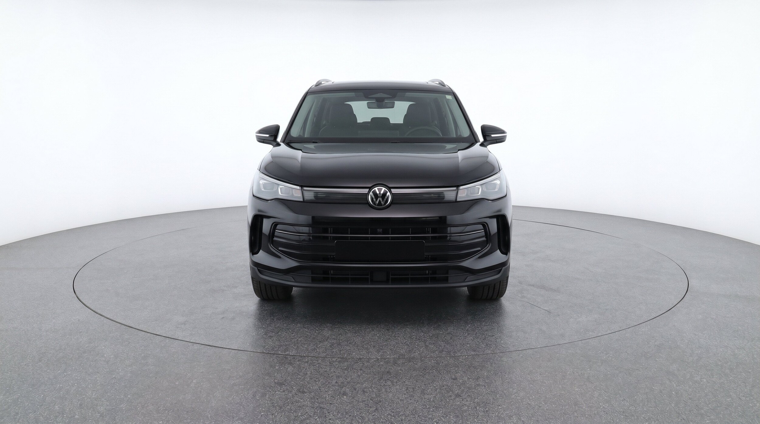 Thumbnail: 2026 Volkswagen Tiguan - 2