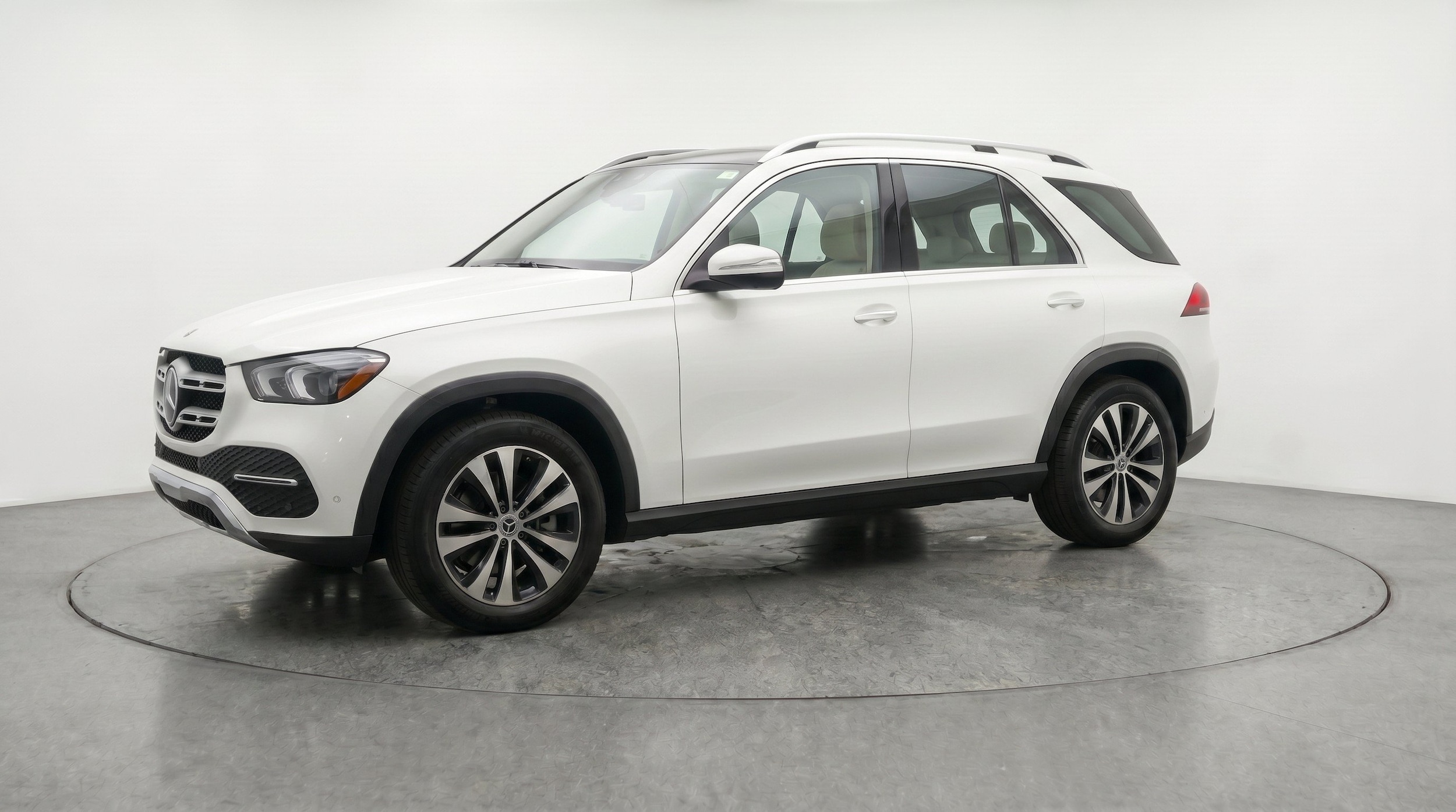 Thumbnail: 2026 Mercedes-Benz GLE - 3