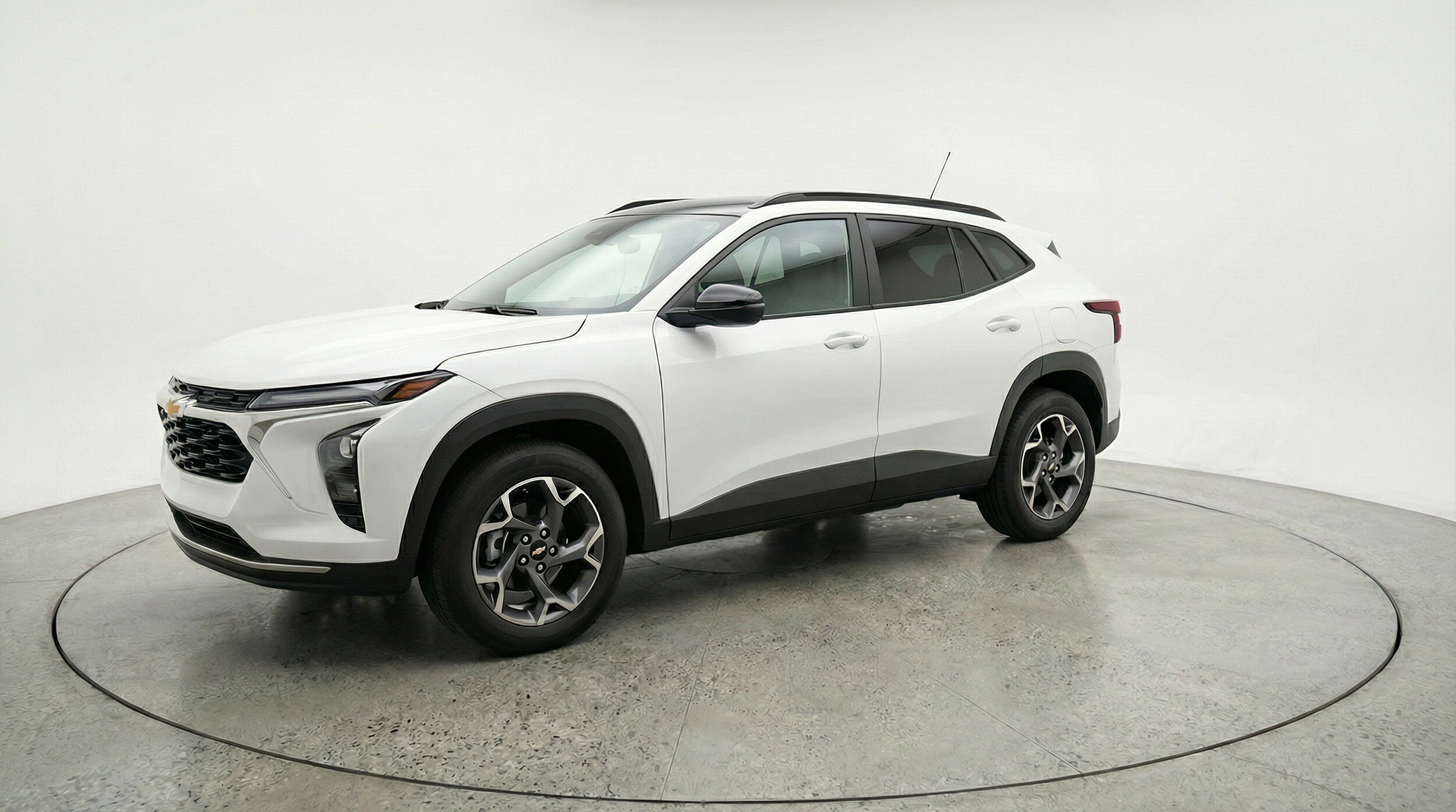 Thumbnail: 2025 Chevrolet Trax - 3