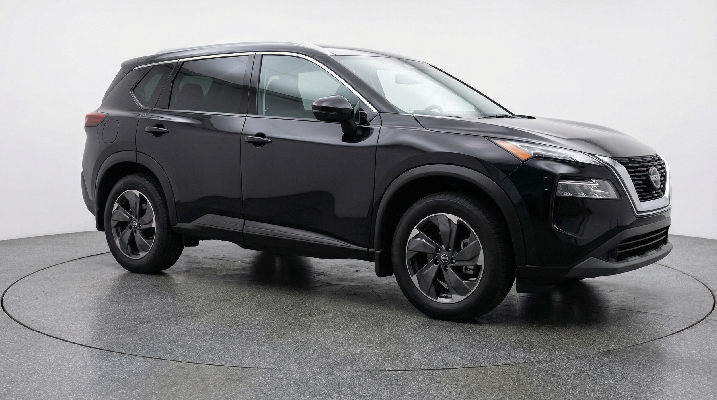 Thumbnail: 2025 Nissan Rogue - 1