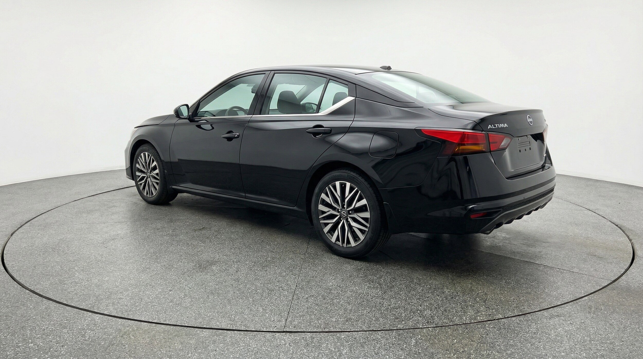 Thumbnail: 2025 Nissan Altima - 6