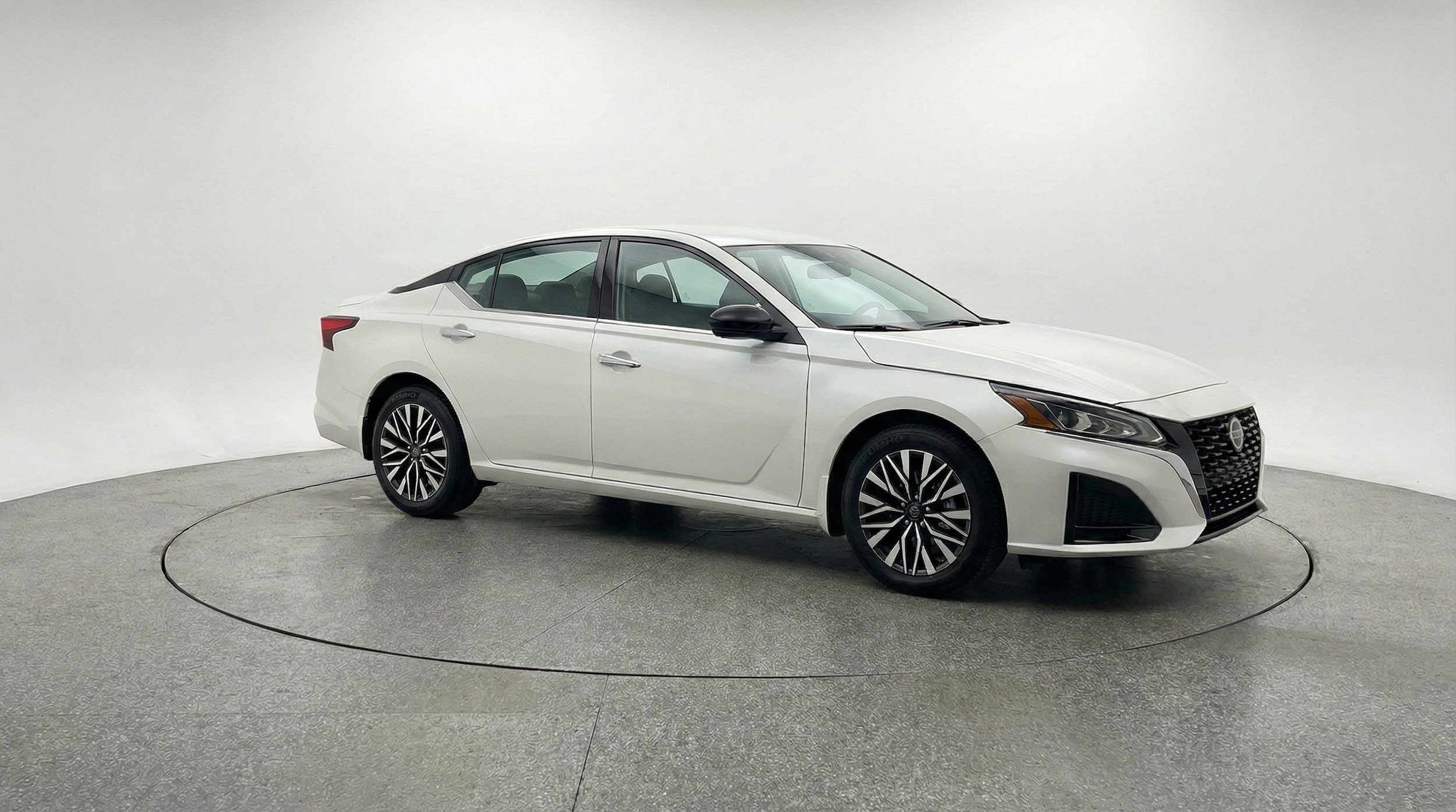 Thumbnail: 2025 Nissan Altima - 1