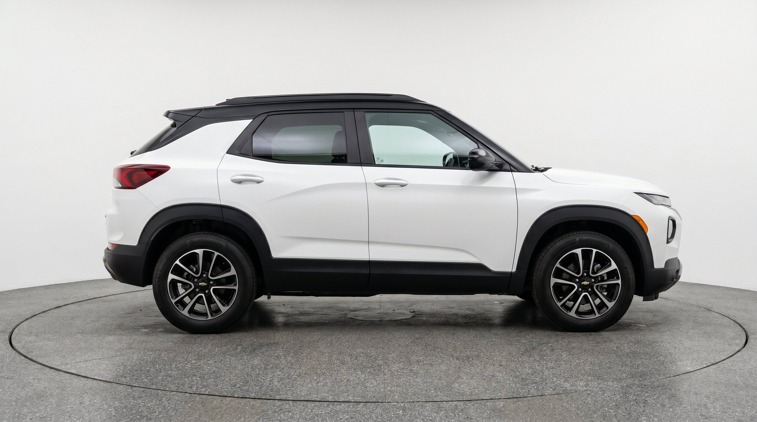 Thumbnail: 2025 Chevrolet TrailBlazer - 11