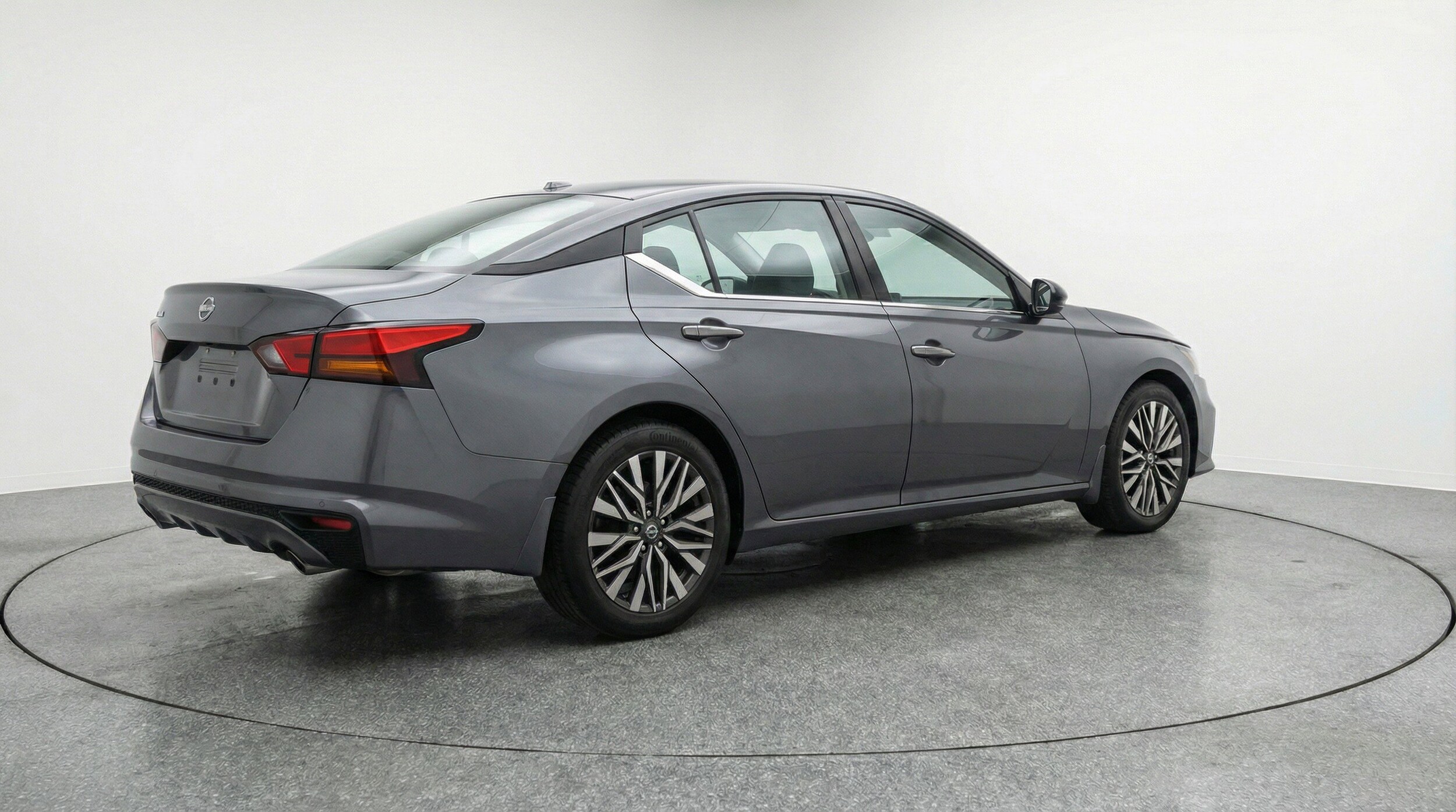 Thumbnail: 2025 Nissan Altima - 9