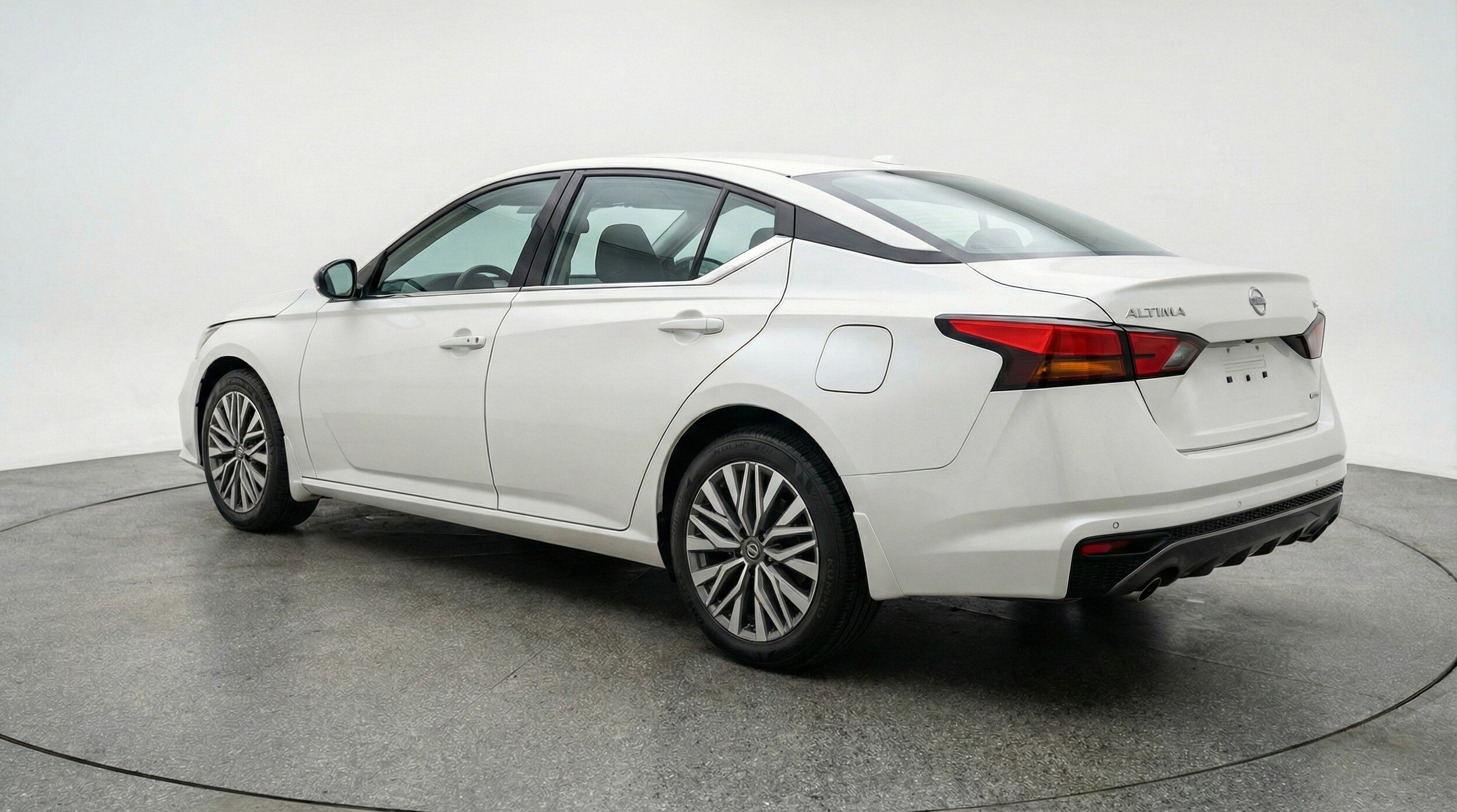 Thumbnail: 2025 Nissan Altima - 6
