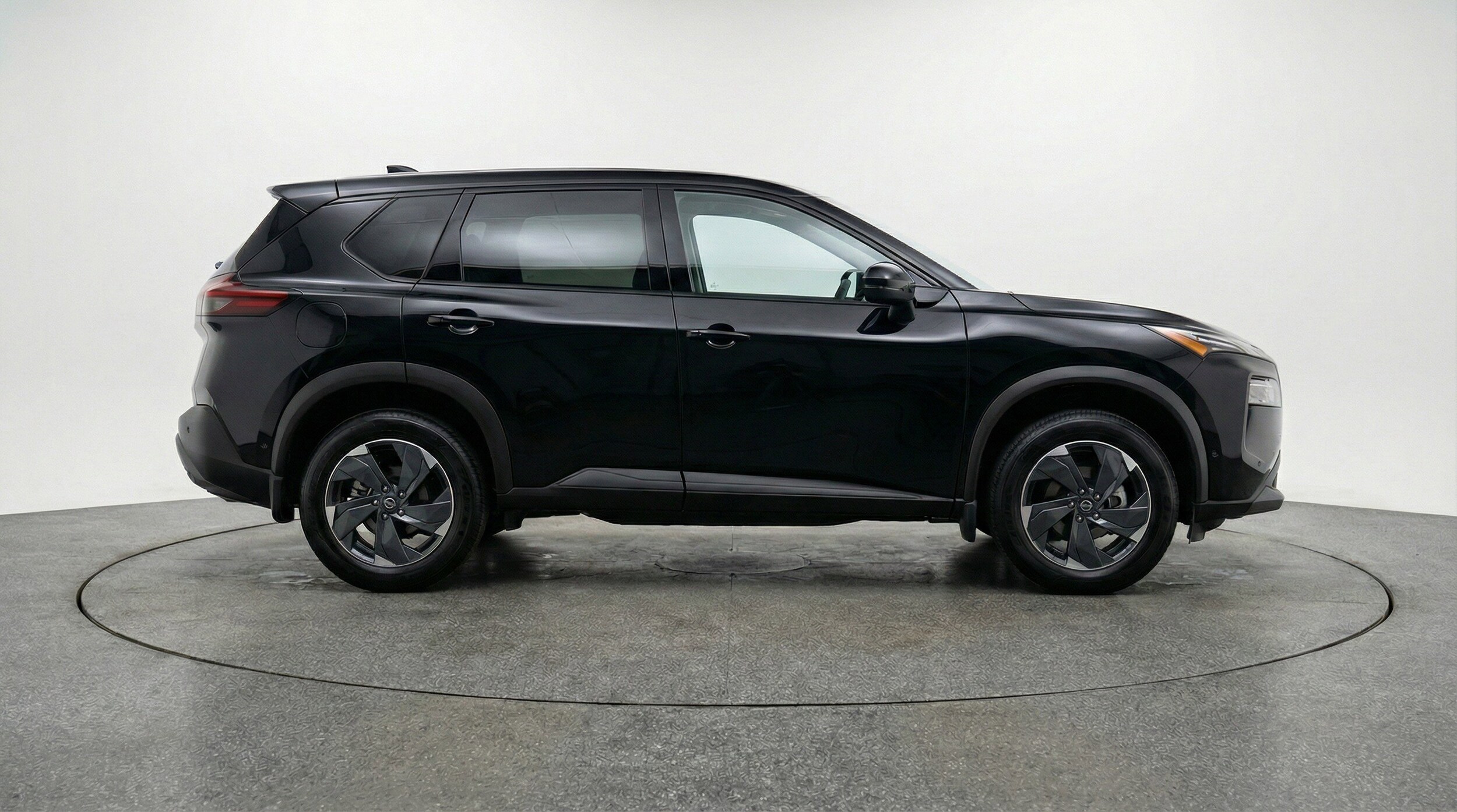 Thumbnail: 2025 Nissan Rogue - 11