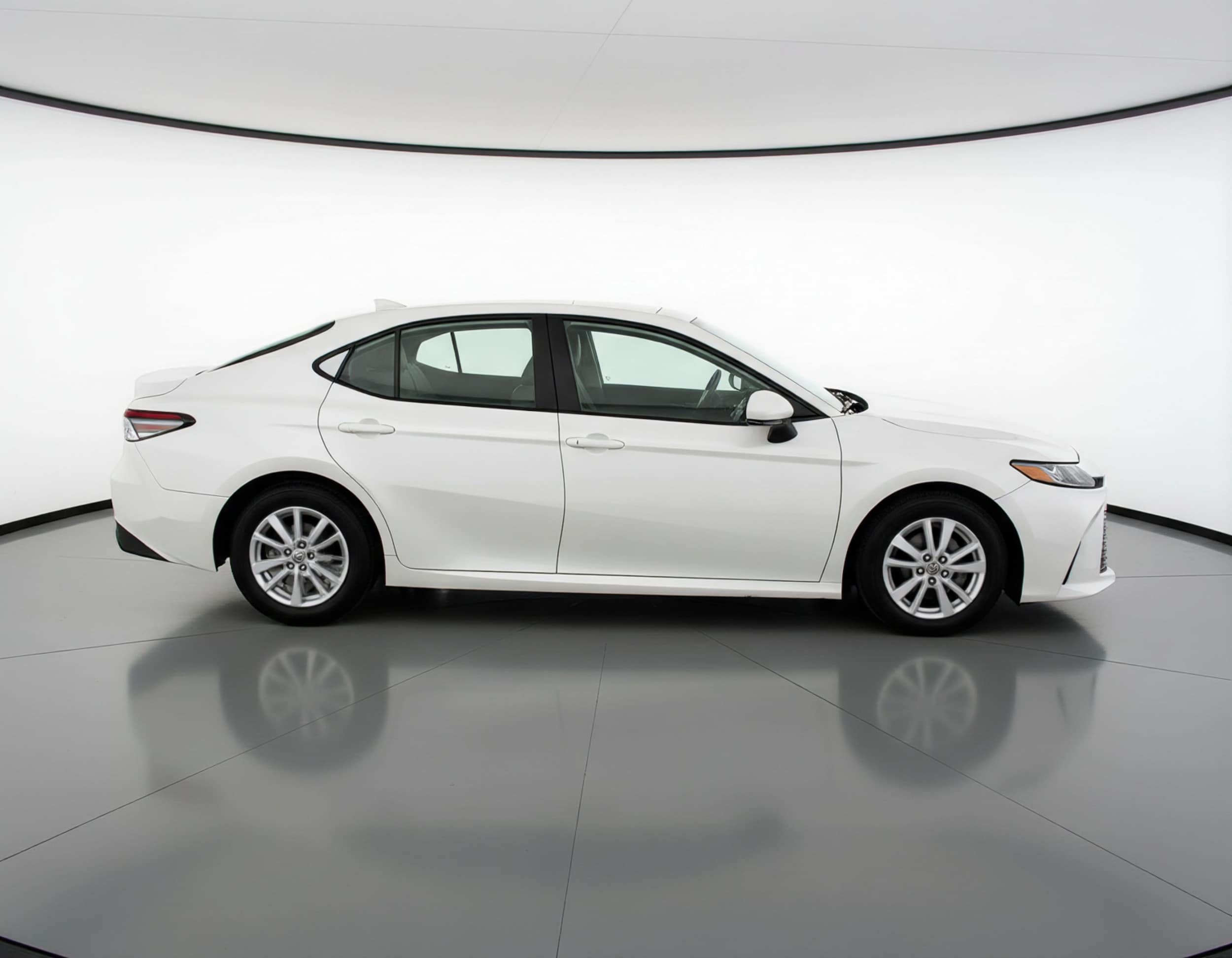 Thumbnail: 2025 Toyota Camry - 8