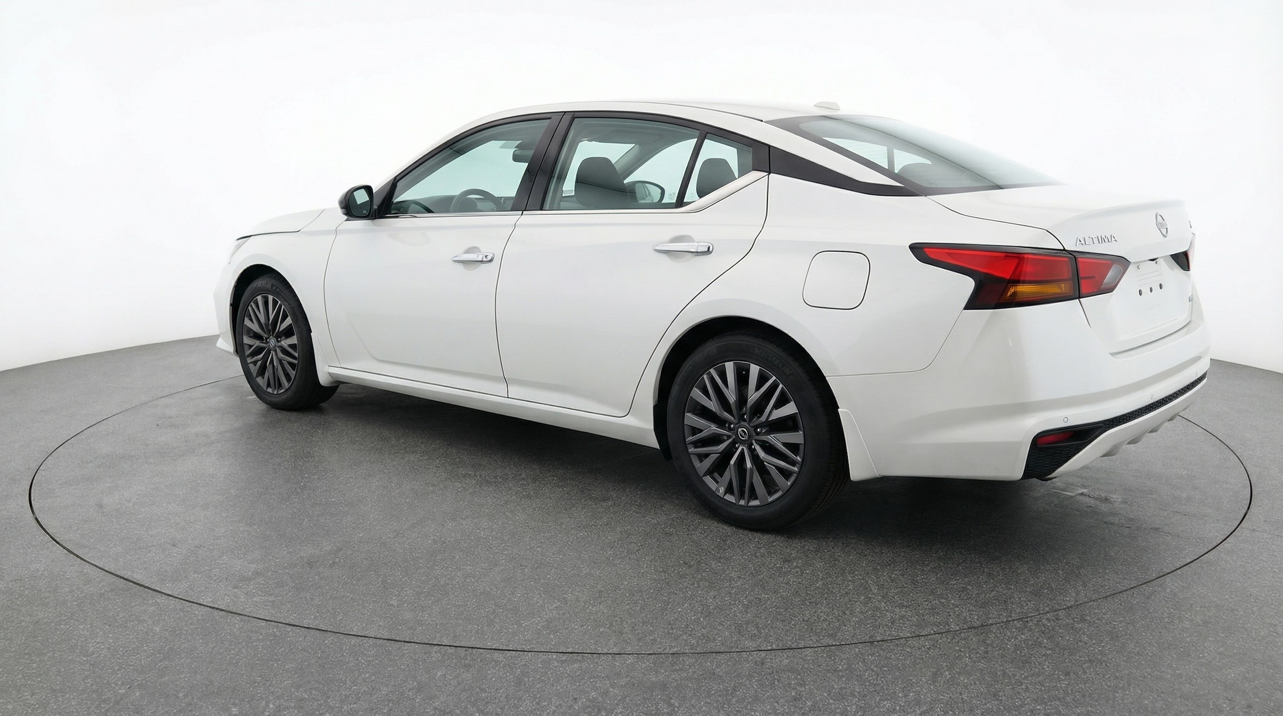 Thumbnail: 2025 Nissan Altima - 5