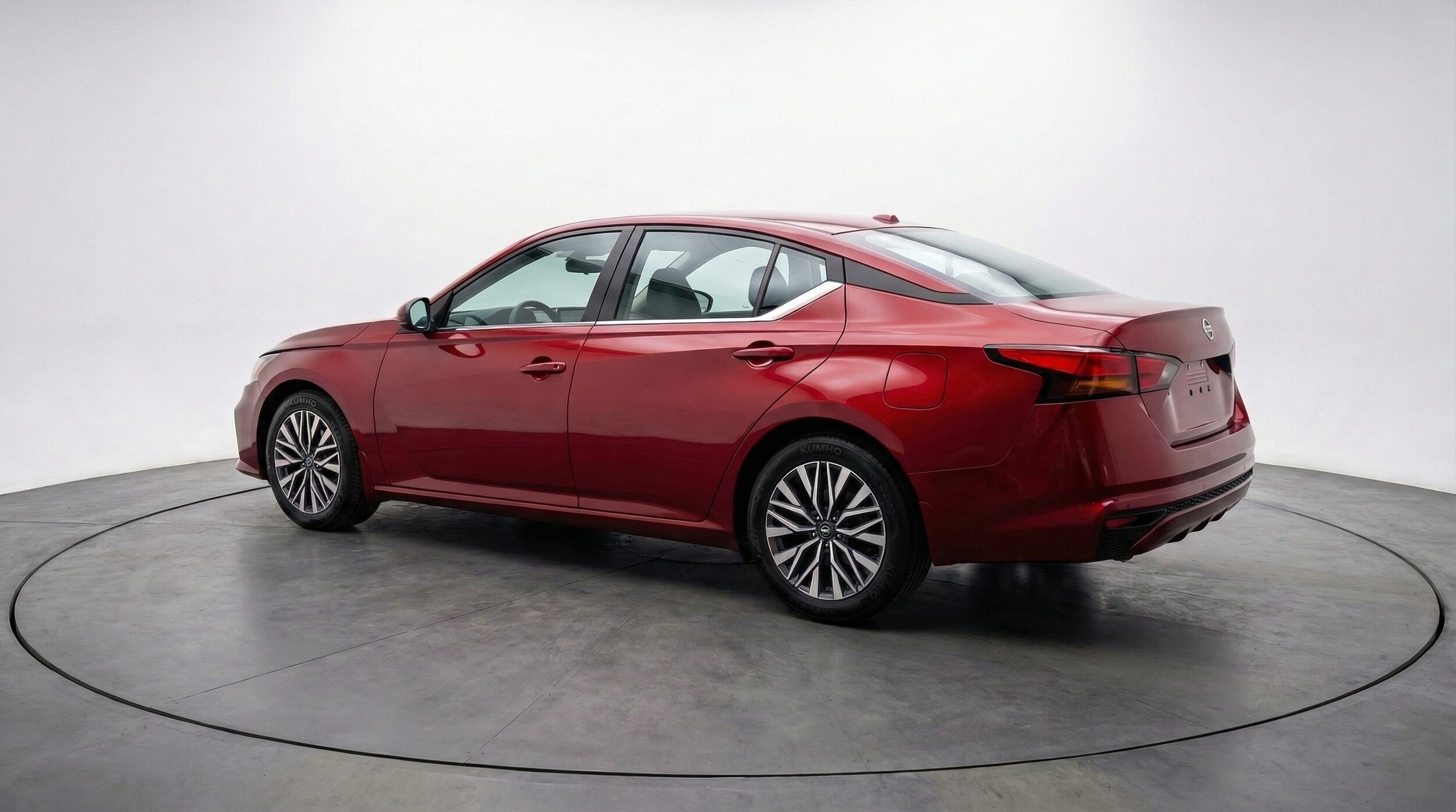 Thumbnail: 2025 Nissan Altima - 5