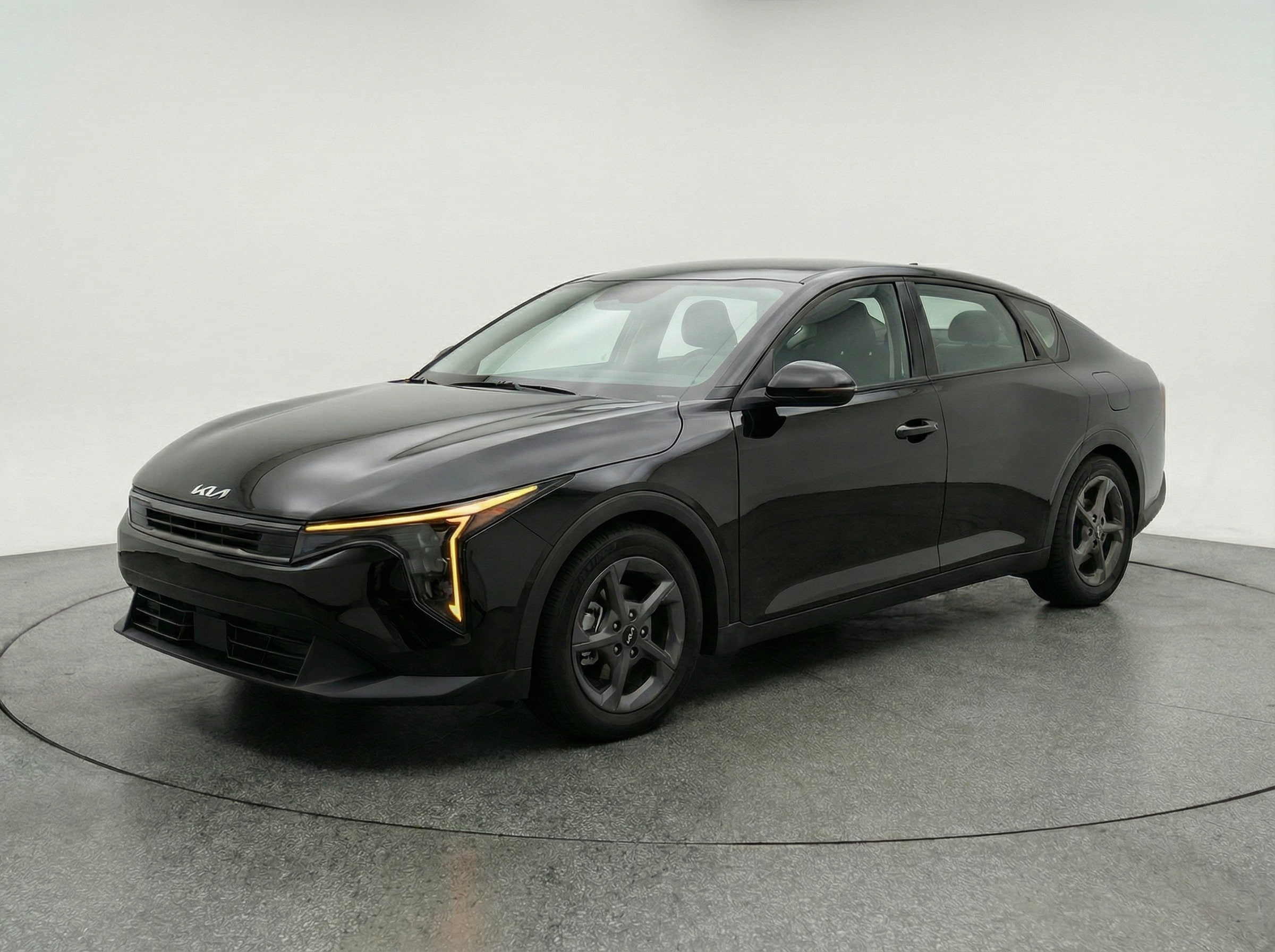 Thumbnail: 2025 Kia K4 - 3