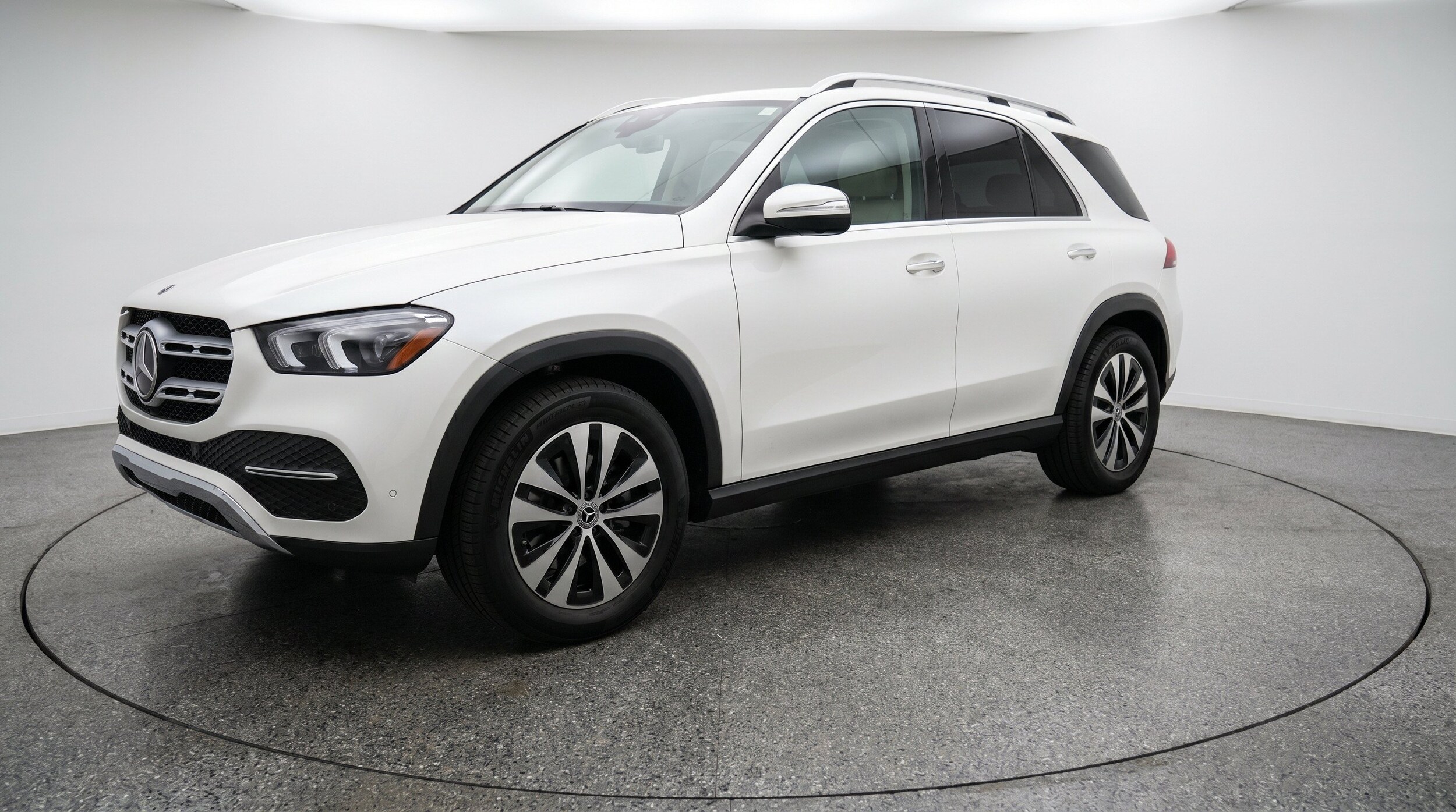 Thumbnail: 2026 Mercedes-Benz GLE - 3