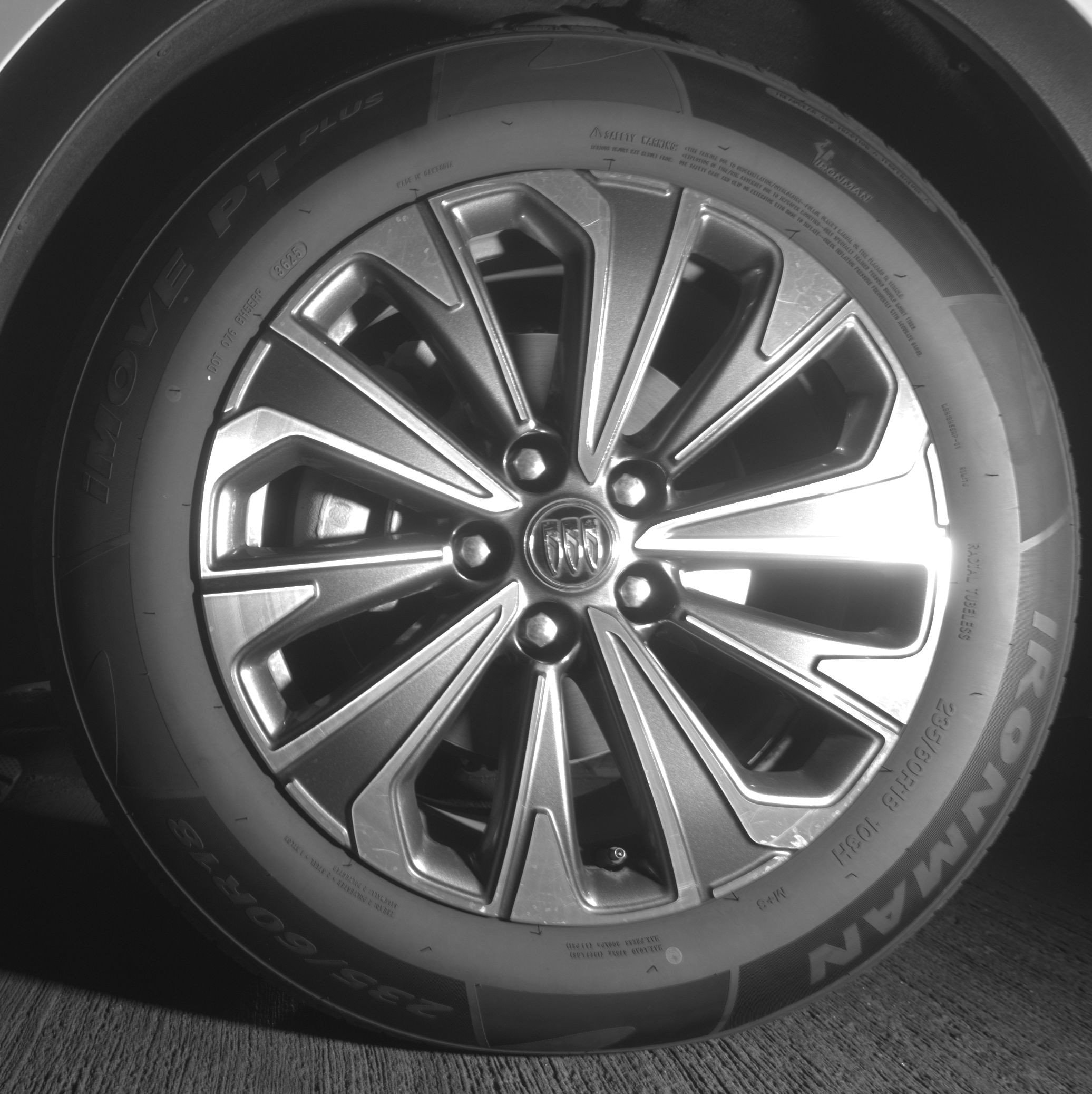 Thumbnail: 2024 Buick Envision - 12