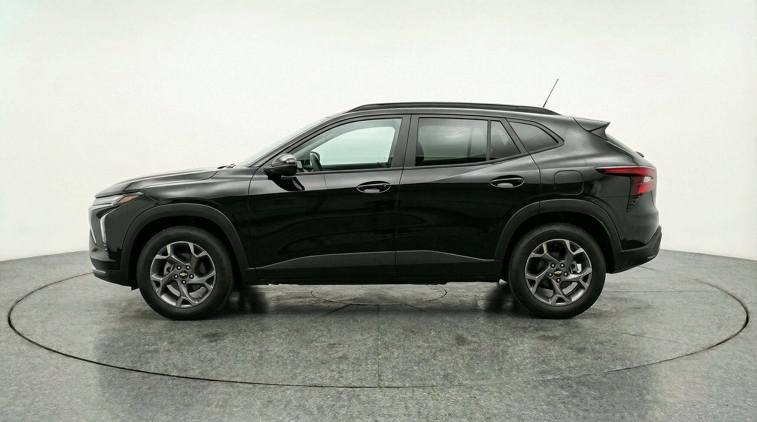 Thumbnail: 2025 Chevrolet Trax - 5