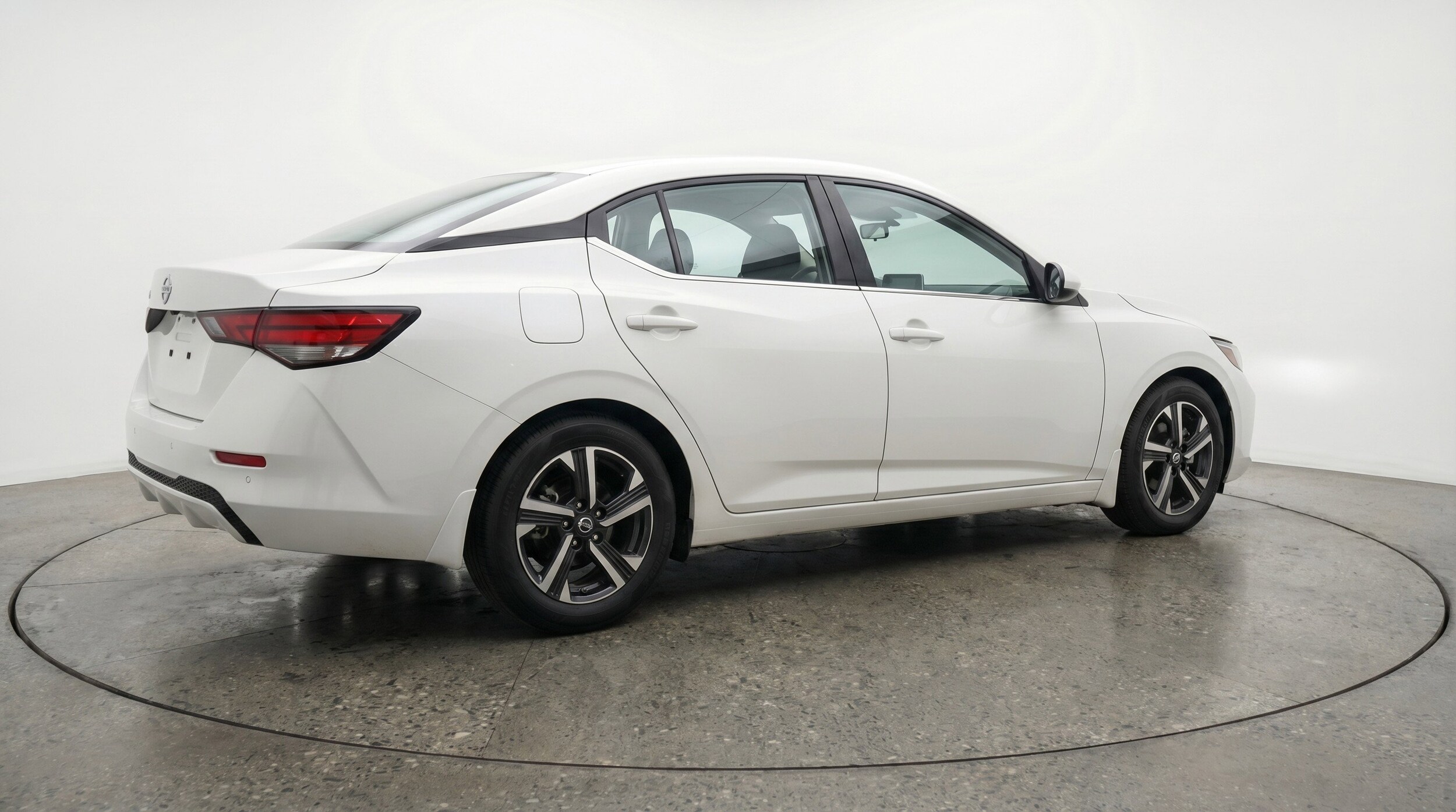 Thumbnail: 2025 Nissan Sentra - 9