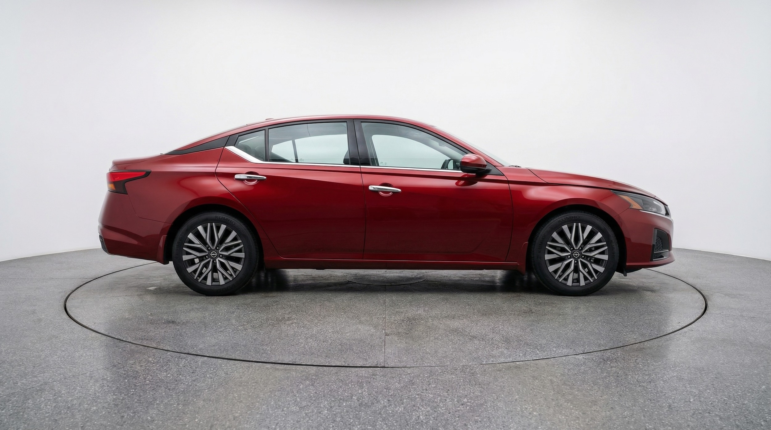 Thumbnail: 2025 Nissan Altima - 8