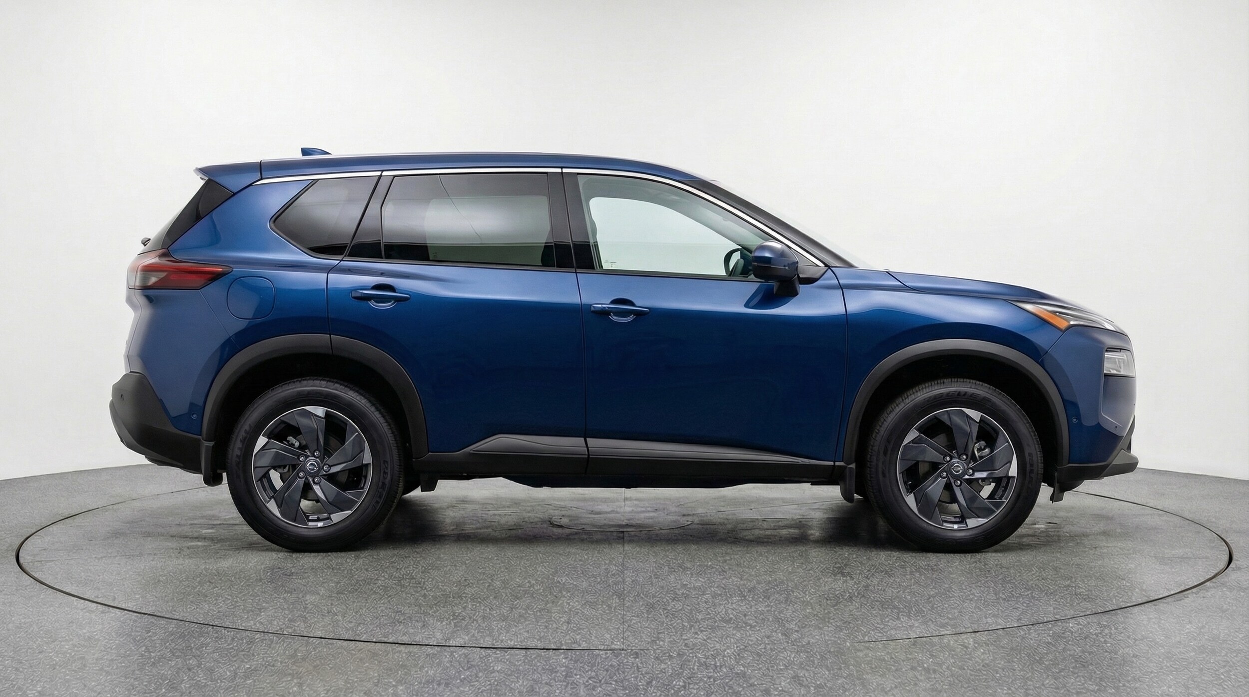 Thumbnail: 2025 Nissan Rogue - 8