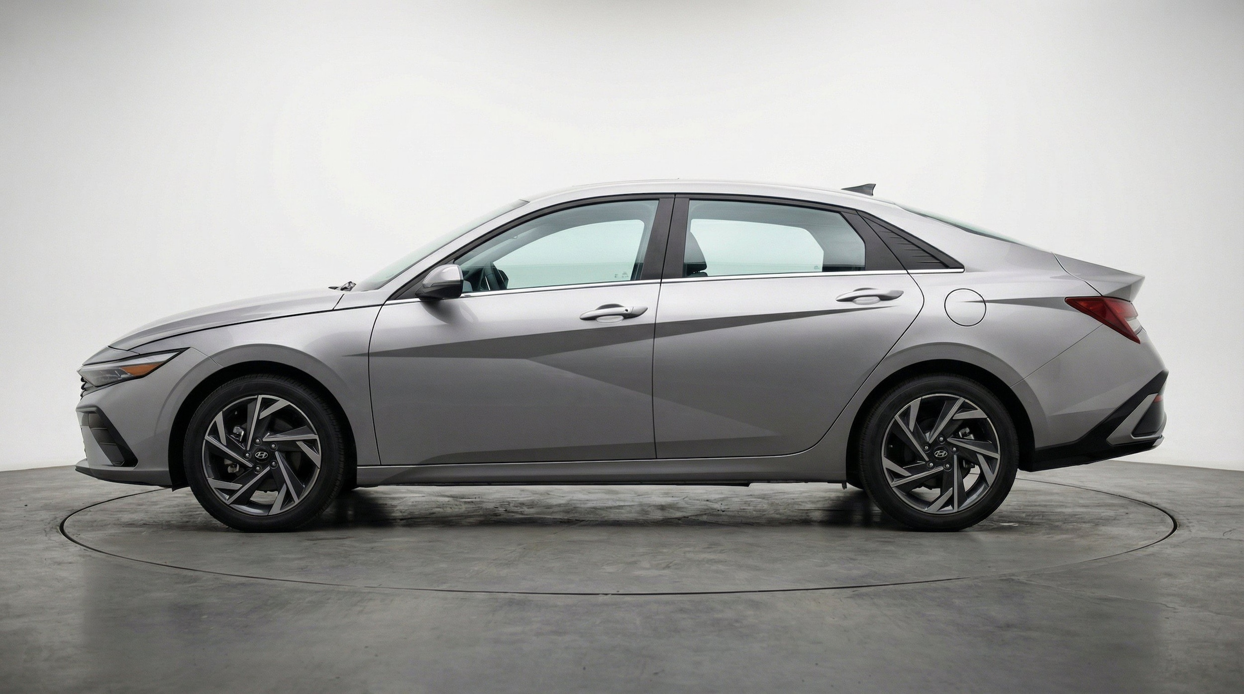 Thumbnail: 2025 Hyundai Elantra - 5