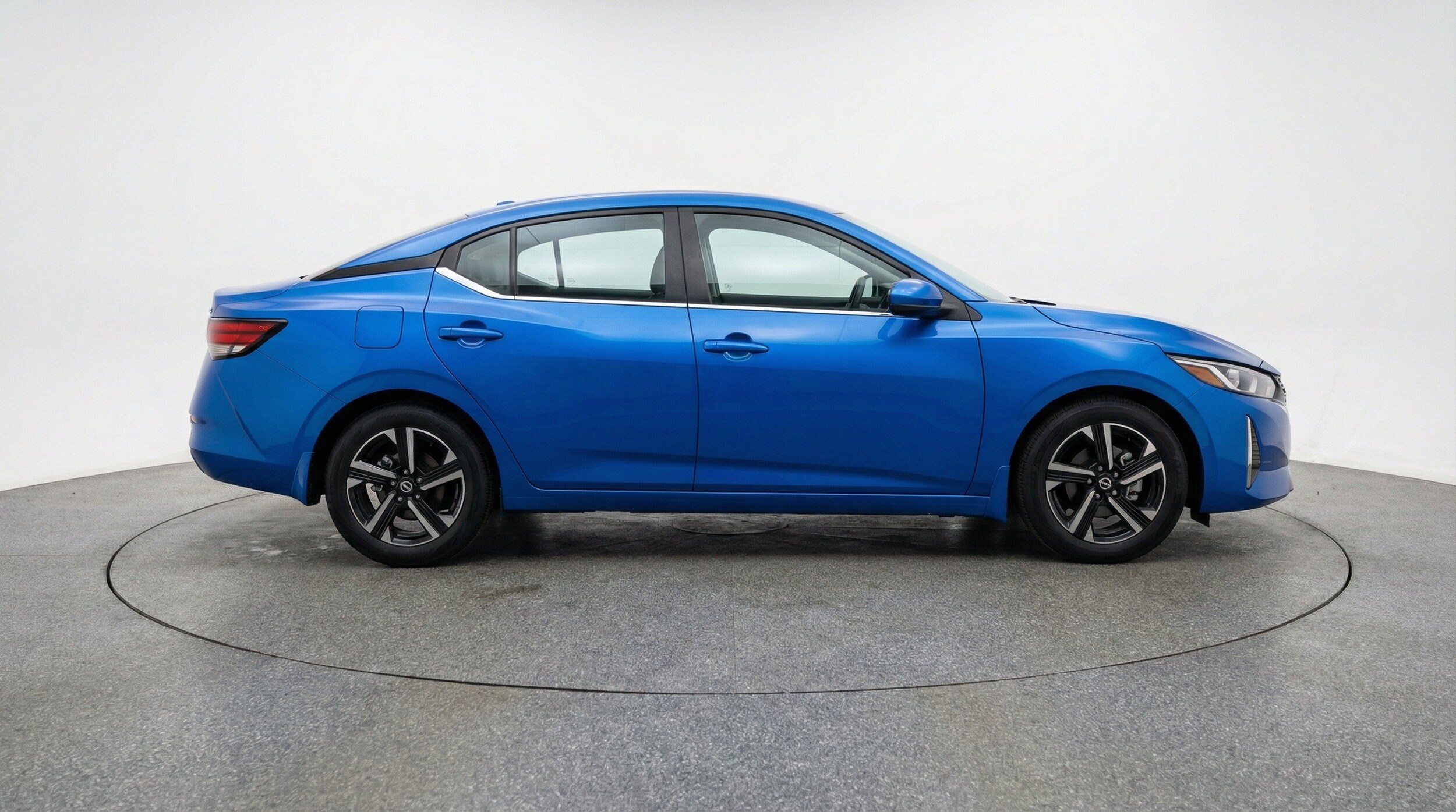 Thumbnail: 2025 Nissan Sentra - 11
