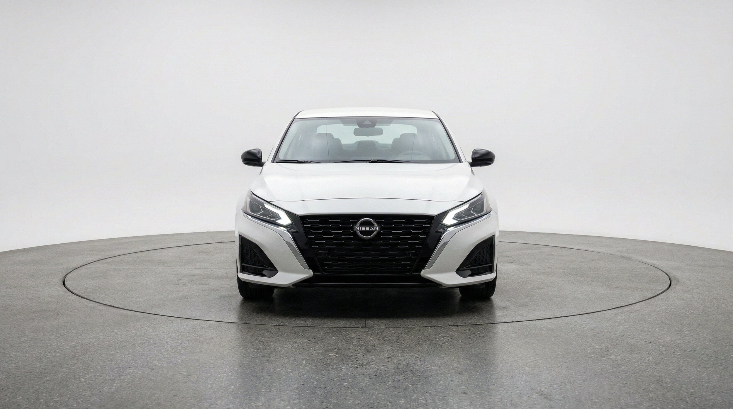 Thumbnail: 2025 Nissan Altima - 2