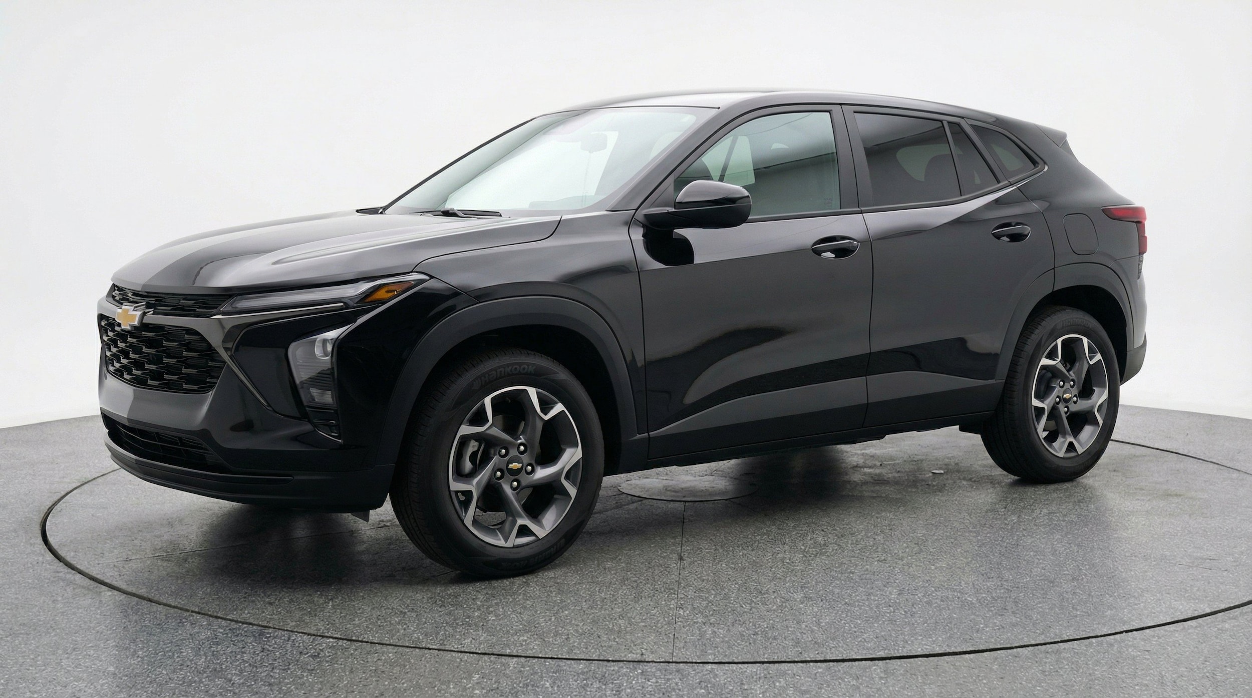 Thumbnail: 2025 Chevrolet Trax - 3