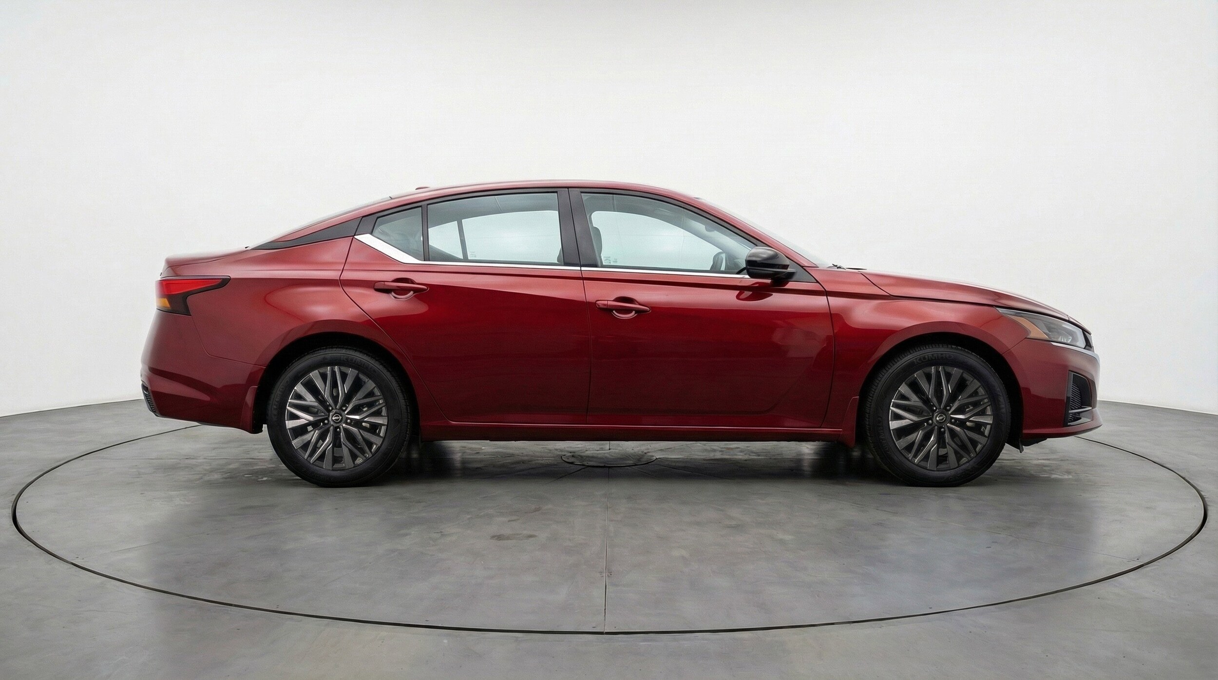 Thumbnail: 2025 Nissan Altima - 11